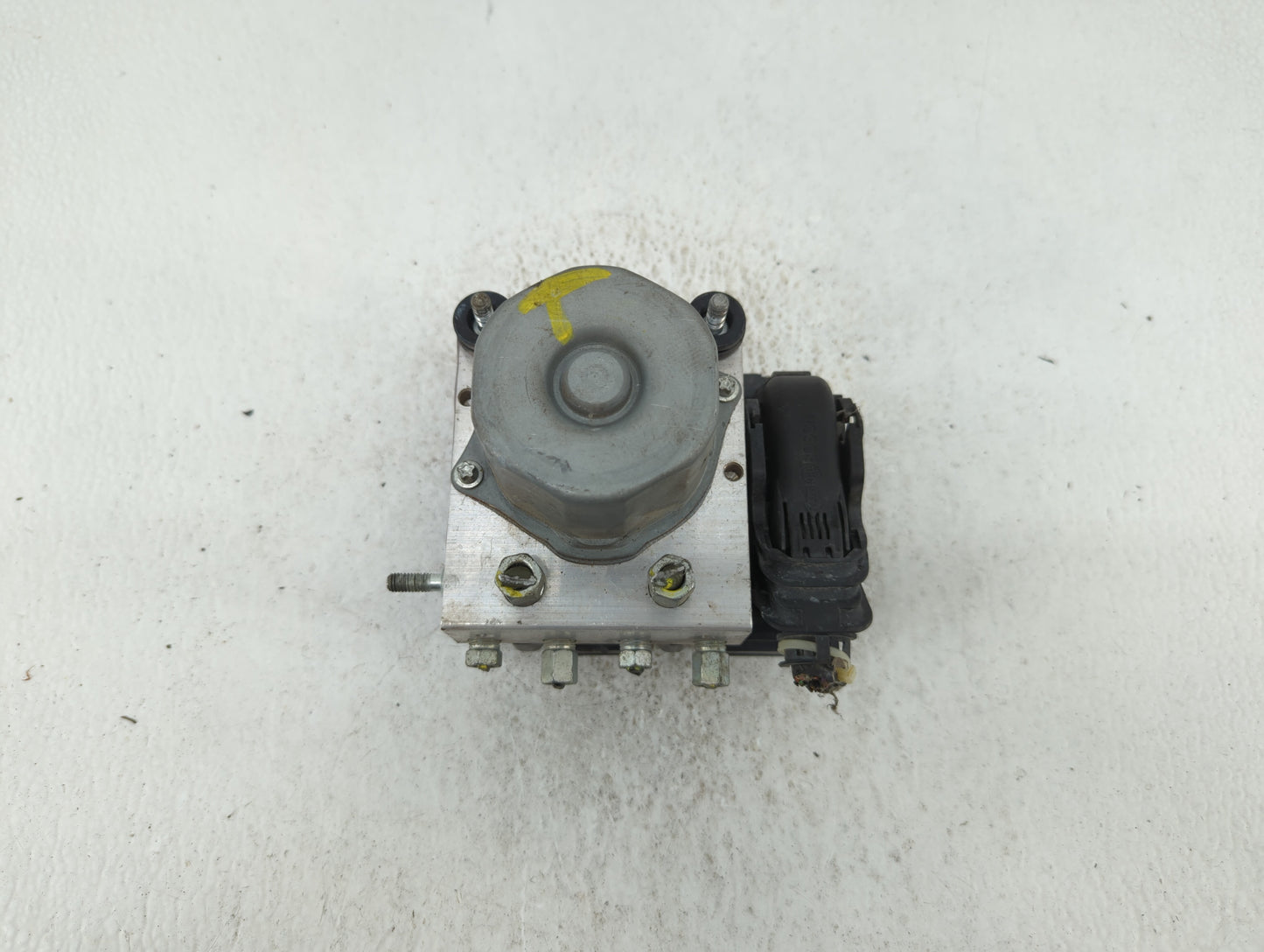2017-2018 Nissan Altima ABS Pump Control Module Replacement P/N:47660 9HU0A 47660 9HS0A Fits Fits 2017 2018 OEM Used Auto Pa
