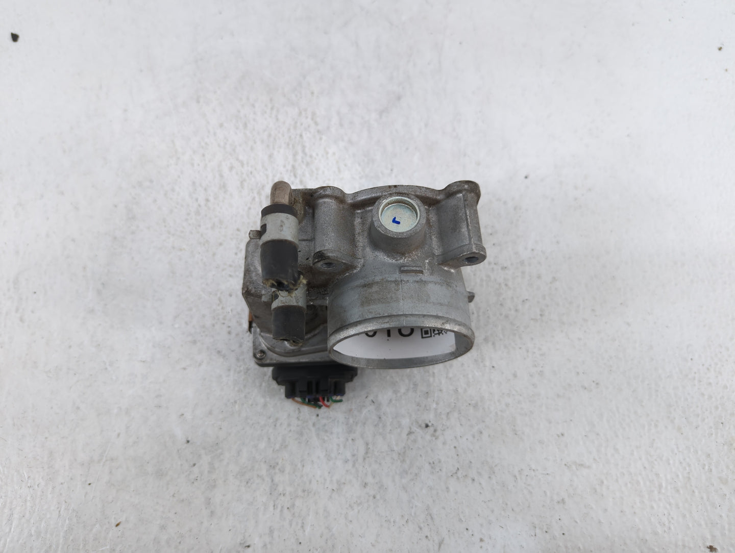 2013-2018 Nissan Altima Throttle Body P/N:3TA60-01 C 3TA60-01 B, 3TA60-01 A Fits Fits 2013 2014 2015 2016 2017 2018 2019 OEM