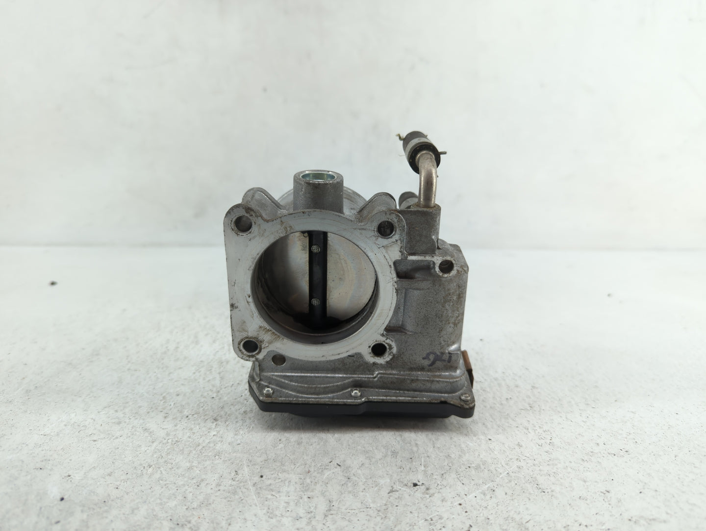 2013-2018 Nissan Altima Throttle Body P/N:3TA60-01 C 3TA60-01 B, 3TA60-01 A Fits Fits 2013 2014 2015 2016 2017 2018 2019 OEM