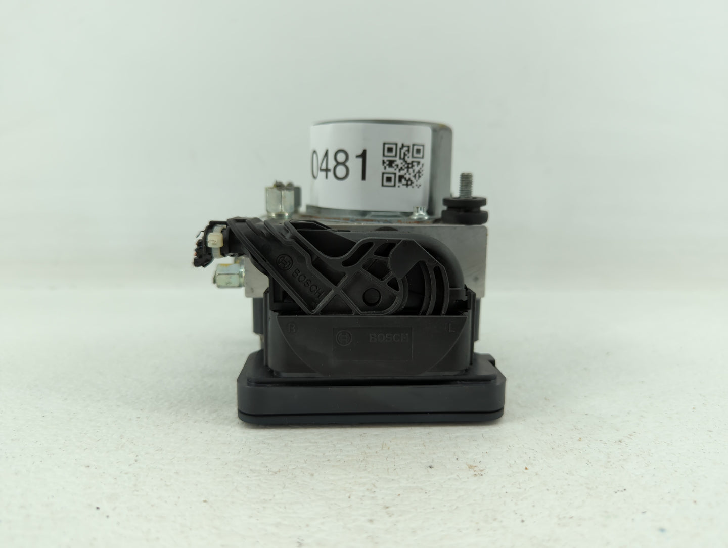 2017-2018 Nissan Altima ABS Pump Control Module Replacement P/N:47660 9HU0A 47660 9HS0A Fits Fits 2017 2018 OEM Used Auto Pa