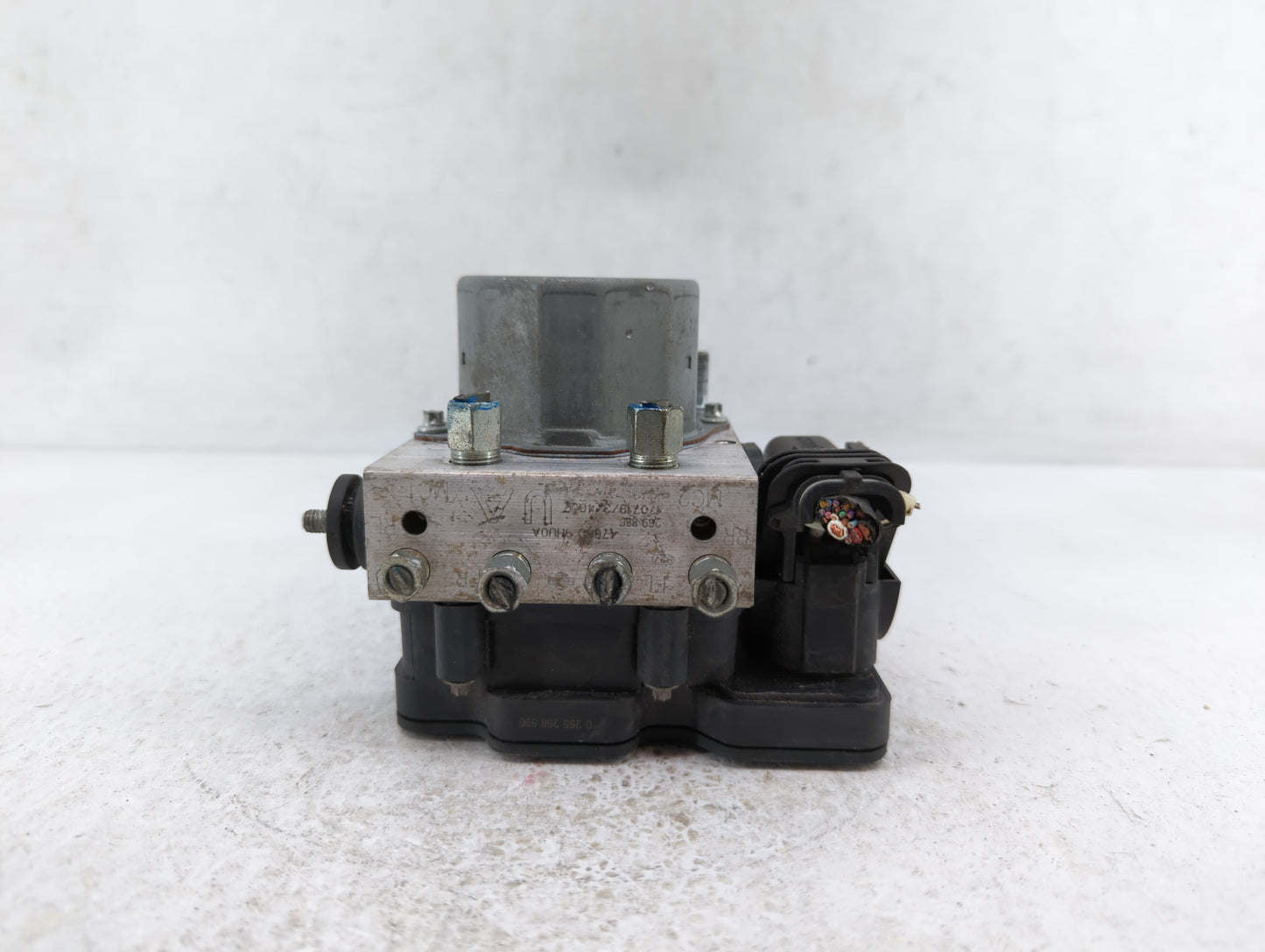 2017-2018 Nissan Altima ABS Pump Control Module Replacement P/N:47660 9HU0A 47660 9HS0A Fits Fits 2017 2018 OEM Used Auto Pa