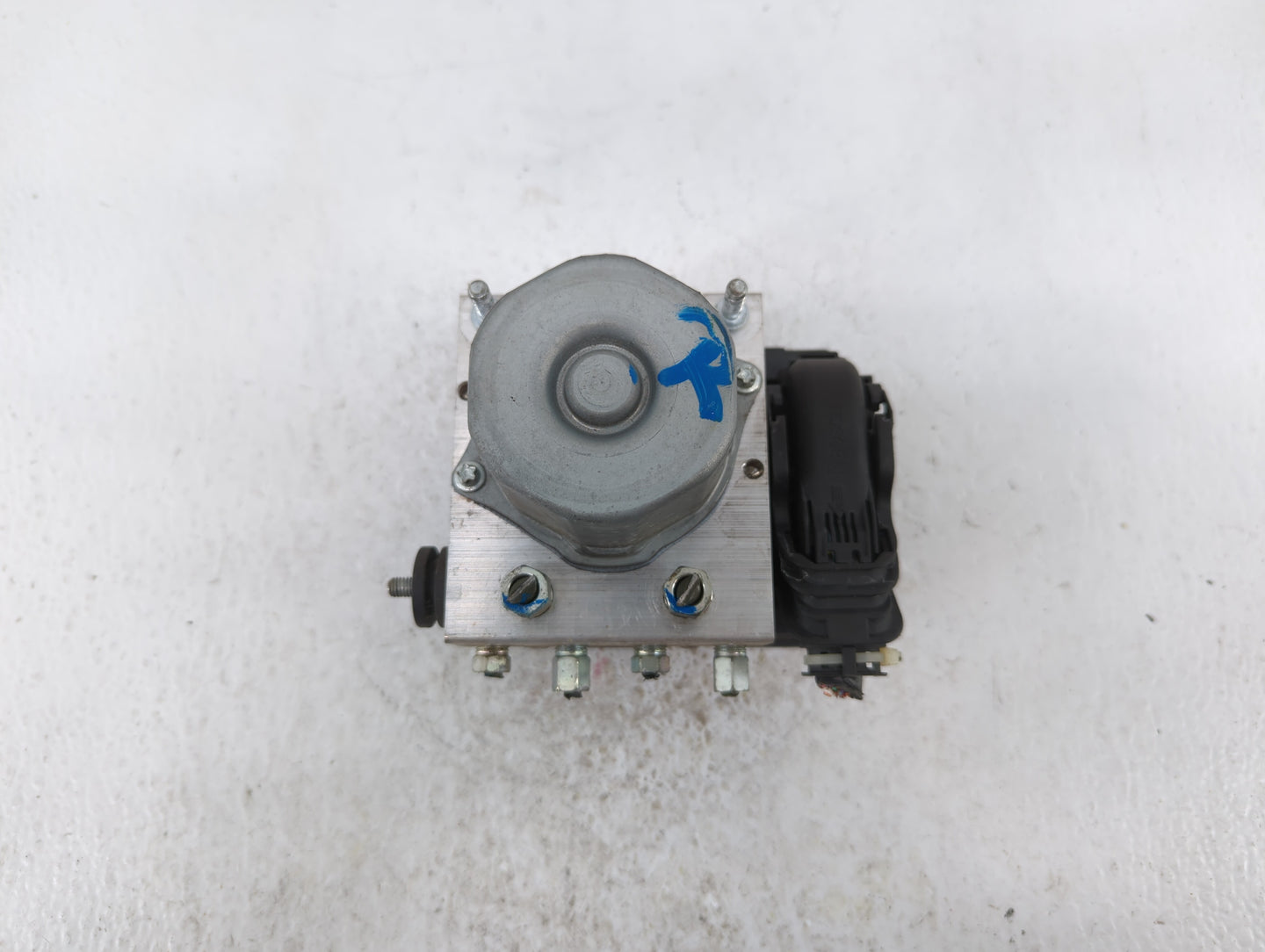 2017-2018 Nissan Altima ABS Pump Control Module Replacement P/N:47660 9HU0A 47660 9HS0A Fits Fits 2017 2018 OEM Used Auto Pa