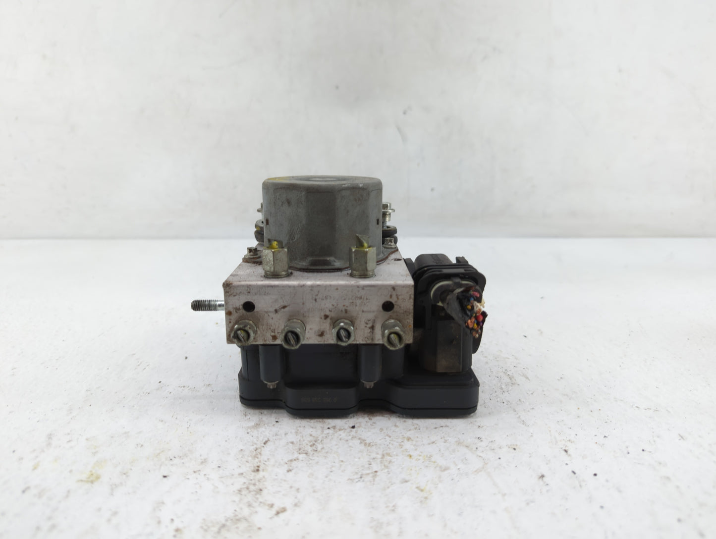 2017-2018 Nissan Altima ABS Pump Control Module Replacement P/N:47660 9HU0A 47660 9HS0A Fits Fits 2017 2018 OEM Used Auto Pa