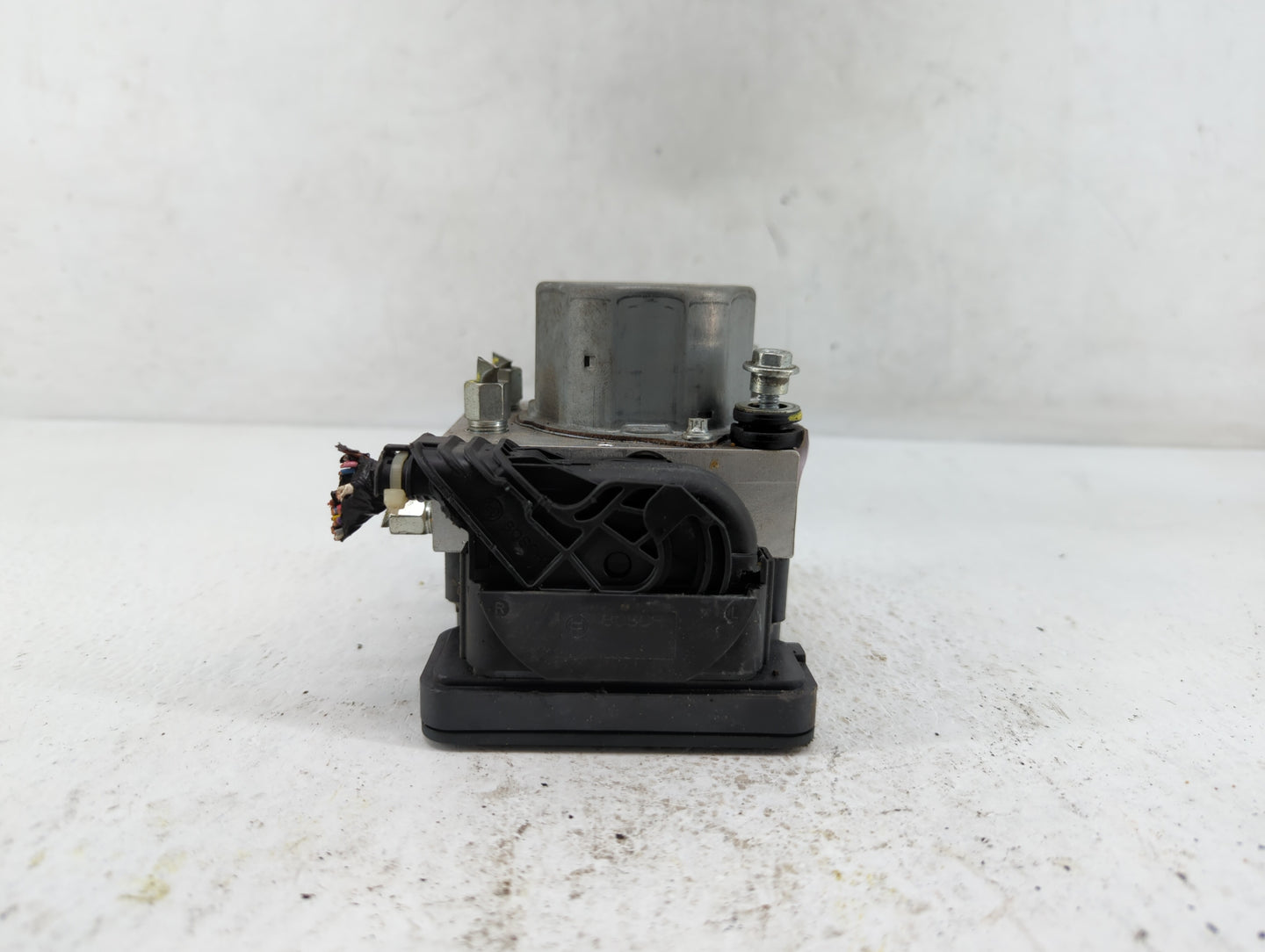 2017-2018 Nissan Altima ABS Pump Control Module Replacement P/N:47660 9HU0A 47660 9HS0A Fits Fits 2017 2018 OEM Used Auto Pa