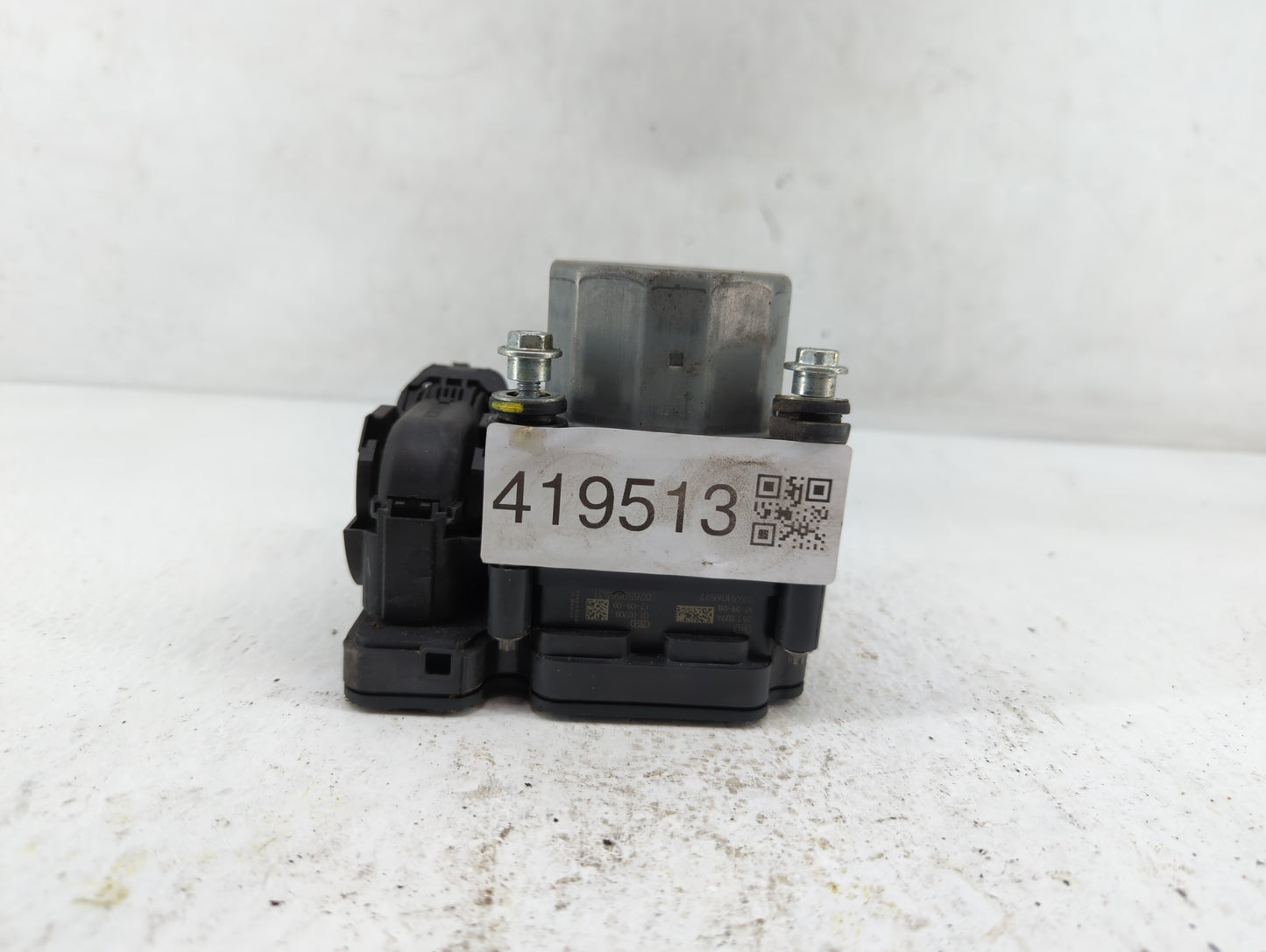 2017-2018 Nissan Altima ABS Pump Control Module Replacement P/N:47660 9HU0A 47660 9HS0A Fits Fits 2017 2018 OEM Used Auto Pa