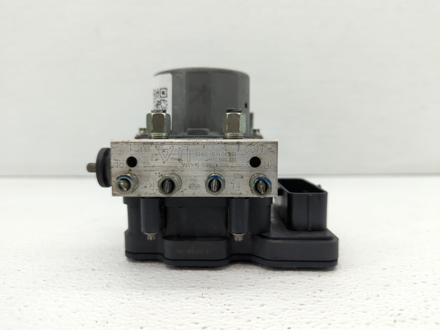 2017-2018 Nissan Altima ABS Pump Control Module Replacement P/N:47660 9HU0A 47660 9HS0A Fits Fits 2017 2018 OEM Used Auto Pa