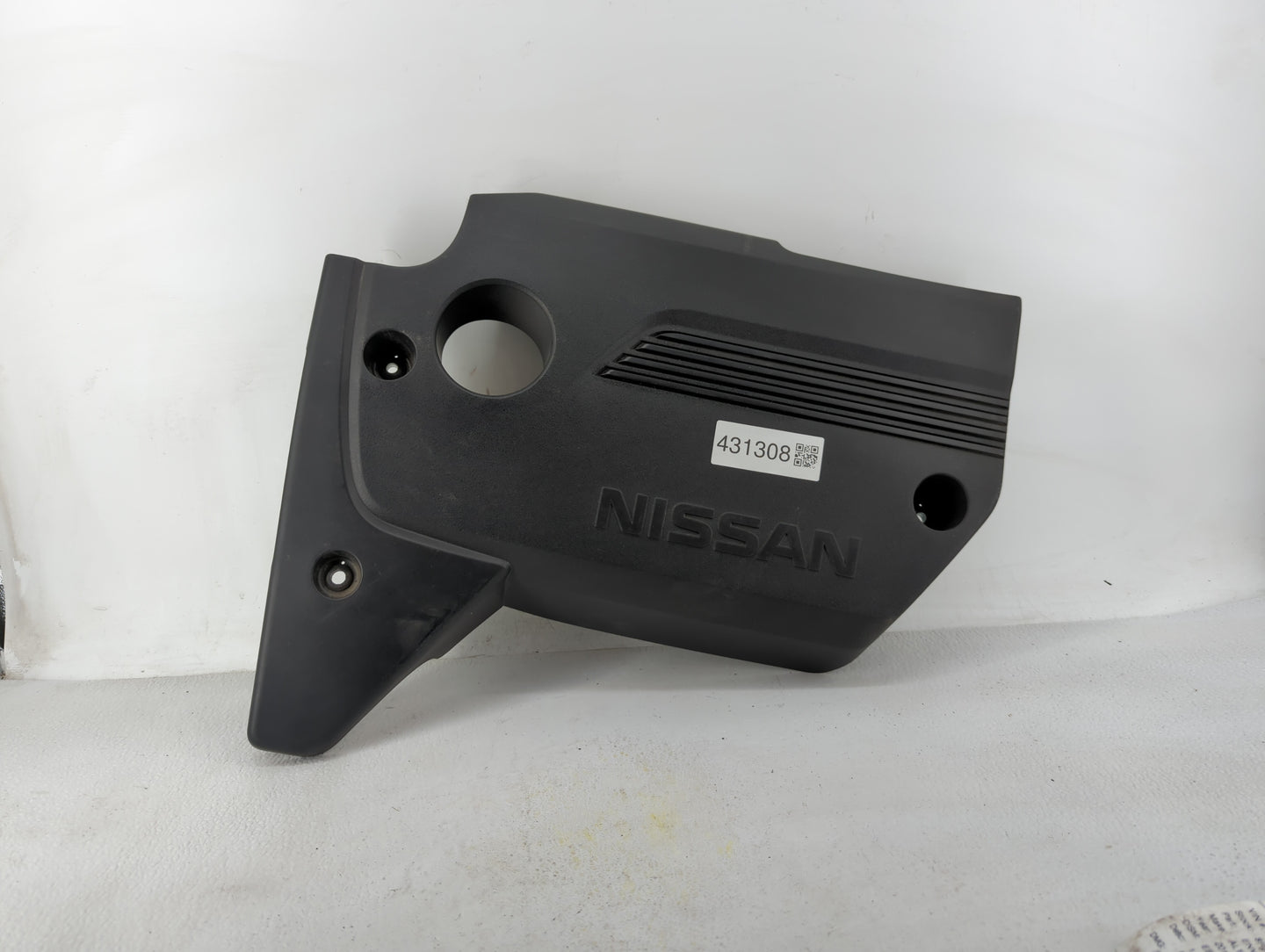 2018 Nissan Altima Engine Cover - Oemusedautoparts1.com