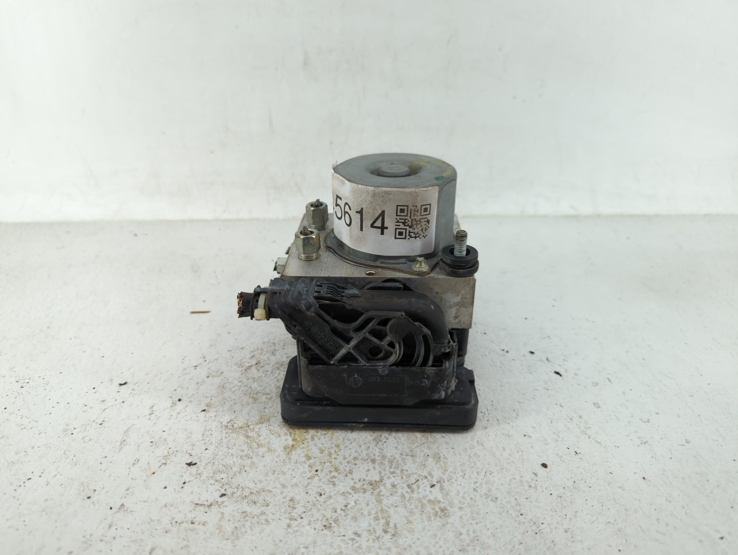 2017-2018 Nissan Altima ABS Pump Control Module Replacement P/N:47660 9HU0A 47660 9HS0A Fits Fits 2017 2018 OEM Used Auto Pa