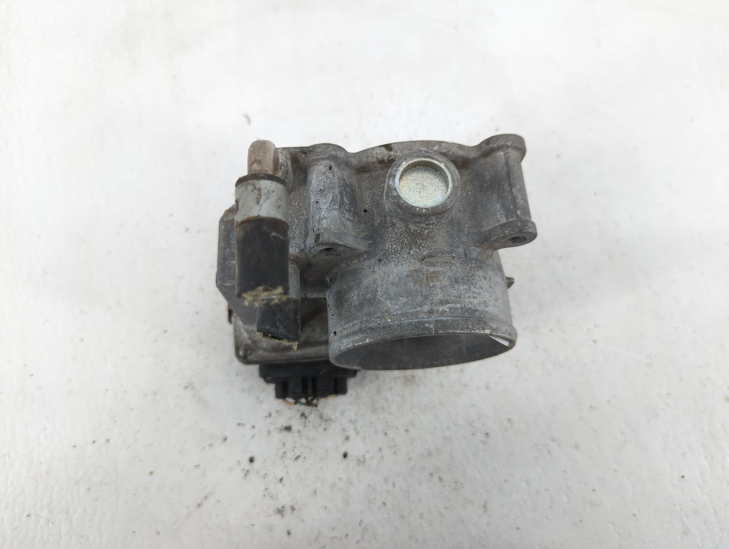 2013-2018 Nissan Altima Throttle Body P/N:3TA60-01 C 3TA60-01 B, 3TA60-01 A Fits Fits 2013 2014 2015 2016 2017 2018 2019 202