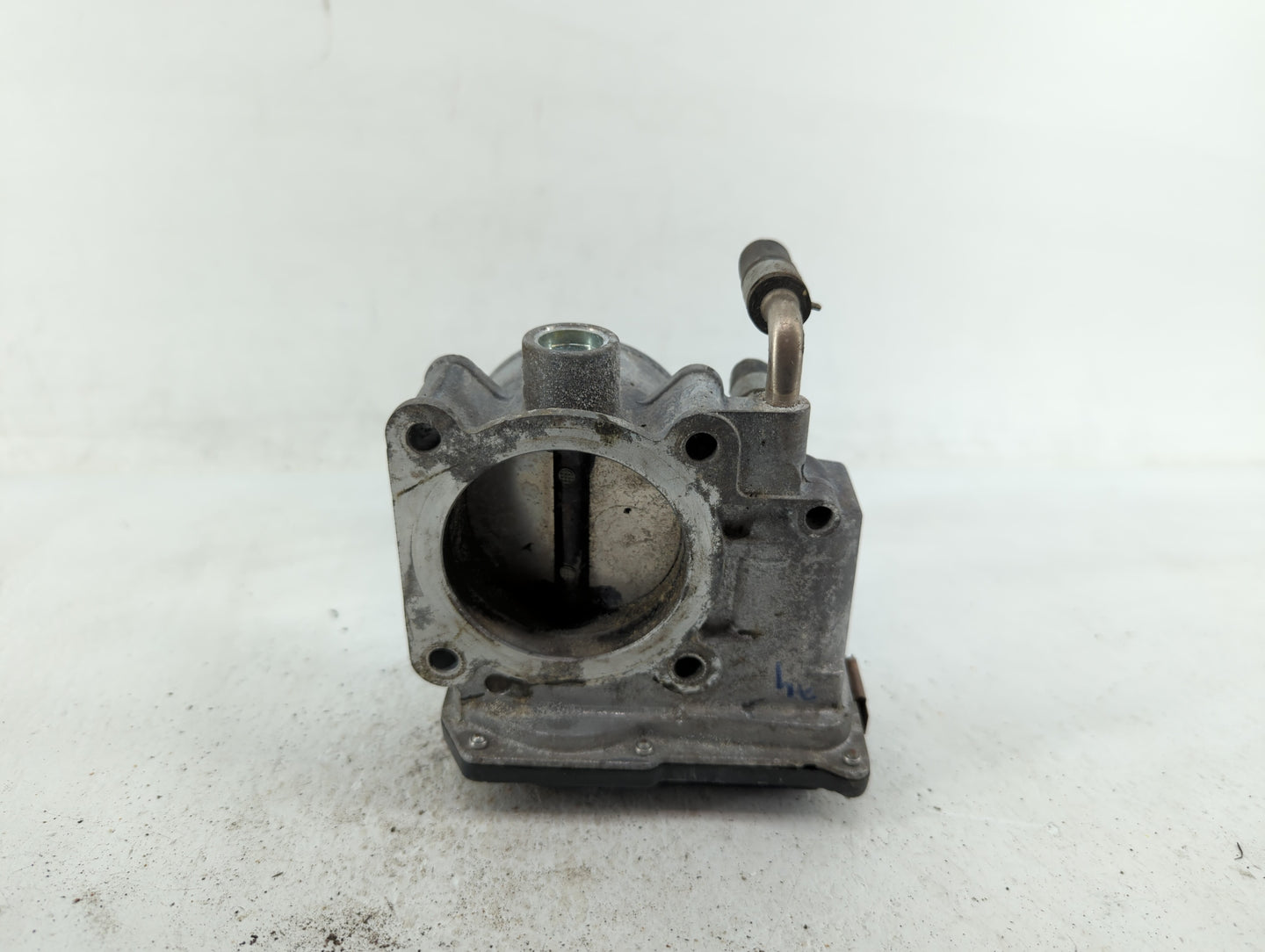 2013-2018 Nissan Altima Throttle Body P/N:3TA60-01 C 3TA60-01 B, 3TA60-01 A Fits Fits 2013 2014 2015 2016 2017 2018 2019 202