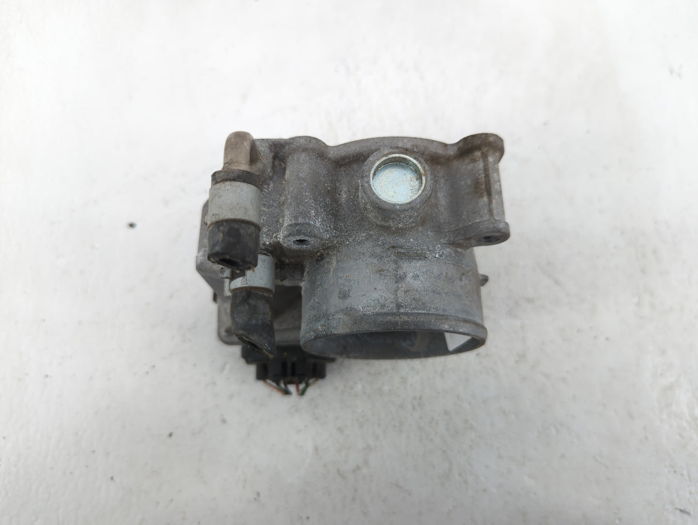 2013-2018 Nissan Altima Throttle Body P/N:3TA60-01 Fits Fits 2013 2014 2015 2016 2017 2018 2019 2020 OEM Used Auto Parts - O