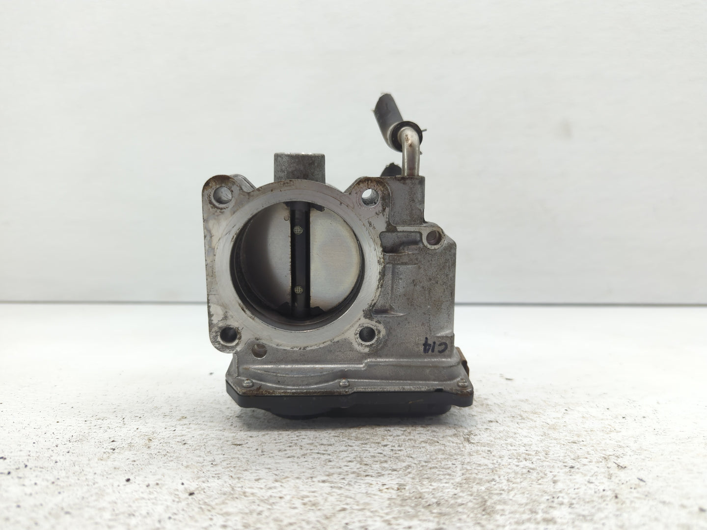 2013-2018 Nissan Altima Throttle Body P/N:5TA60-01 C Fits Fits 2013 2014 2015 2016 2017 2018 2019 2020 OEM Used Auto Parts -