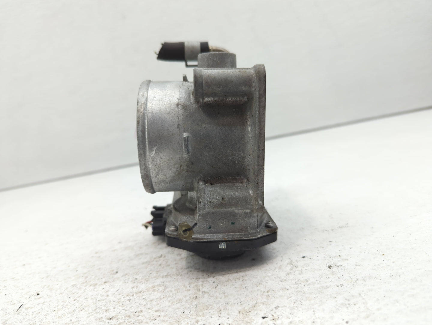 2013-2018 Nissan Altima Throttle Body P/N:3TA60-01 C Fits Fits 2013 2014 2015 2016 2017 2018 2019 2020 OEM Used Auto Parts -