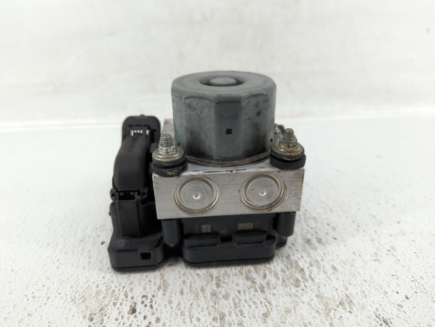 2017-2018 Nissan Altima ABS Pump Control Module Replacement P/N:47660 9HU0A 47660 9HS0A Fits Fits 2017 2018 OEM Used Auto Pa