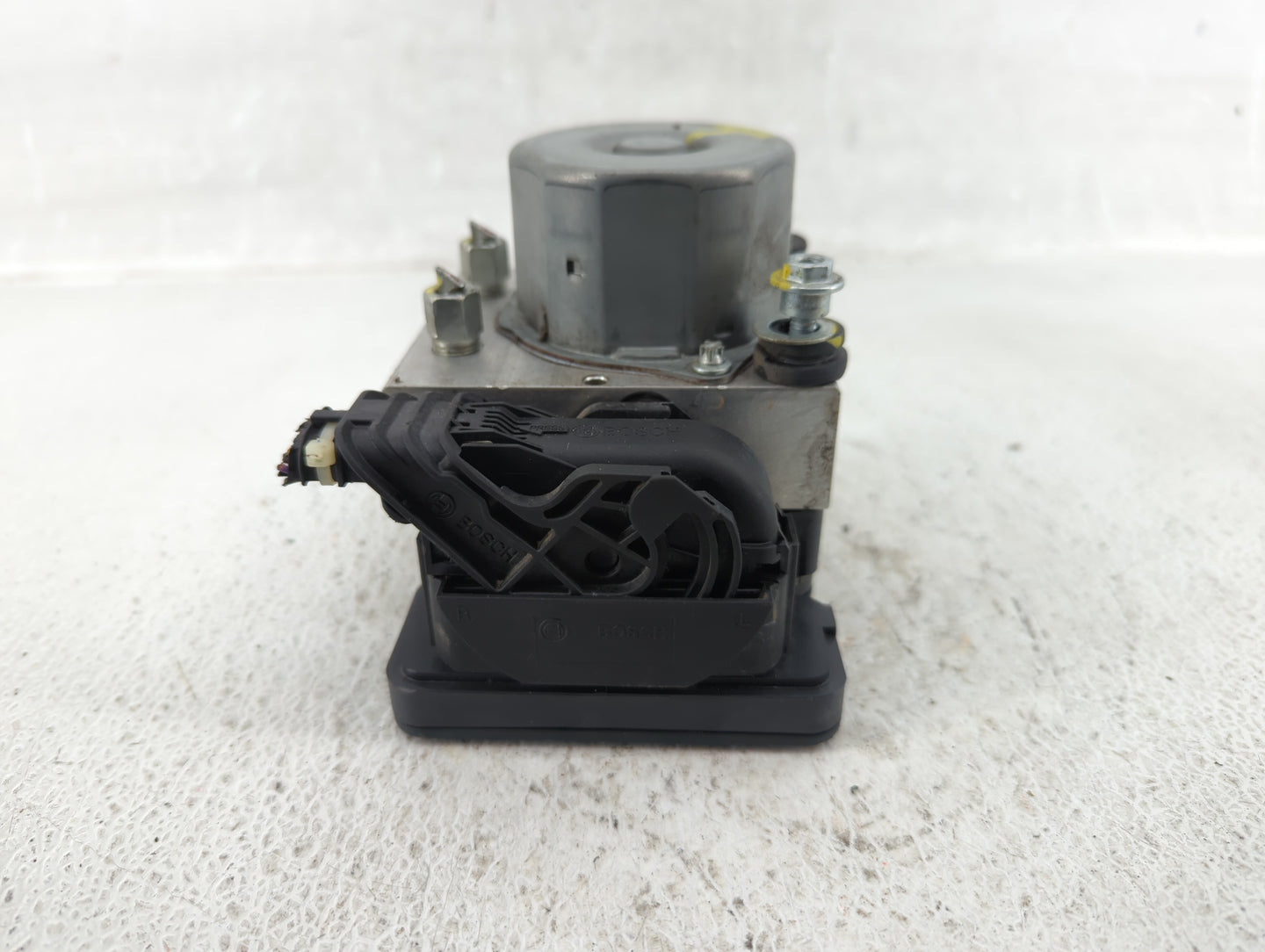 2017-2018 Nissan Altima ABS Pump Control Module Replacement P/N:47660 9HU0A 47660 9HS0 Fits Fits 2017 2018 OEM Used Auto Par