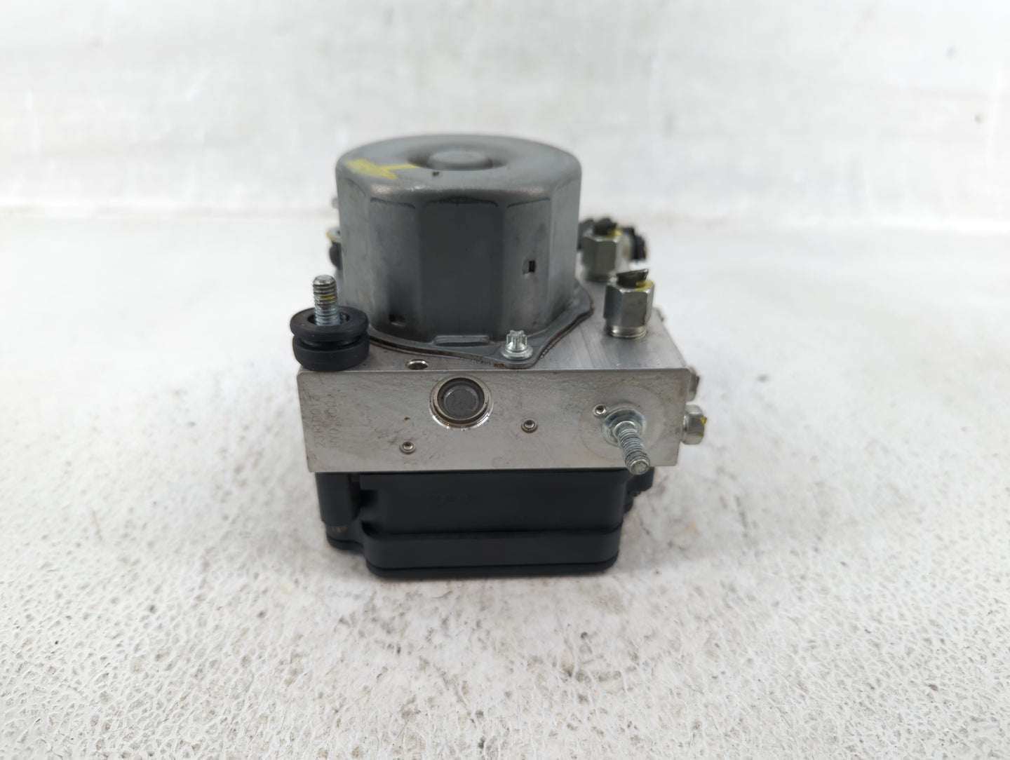 2017-2018 Nissan Altima ABS Pump Control Module Replacement P/N:47660 9HU0A 47660 9HS0 Fits Fits 2017 2018 OEM Used Auto Par