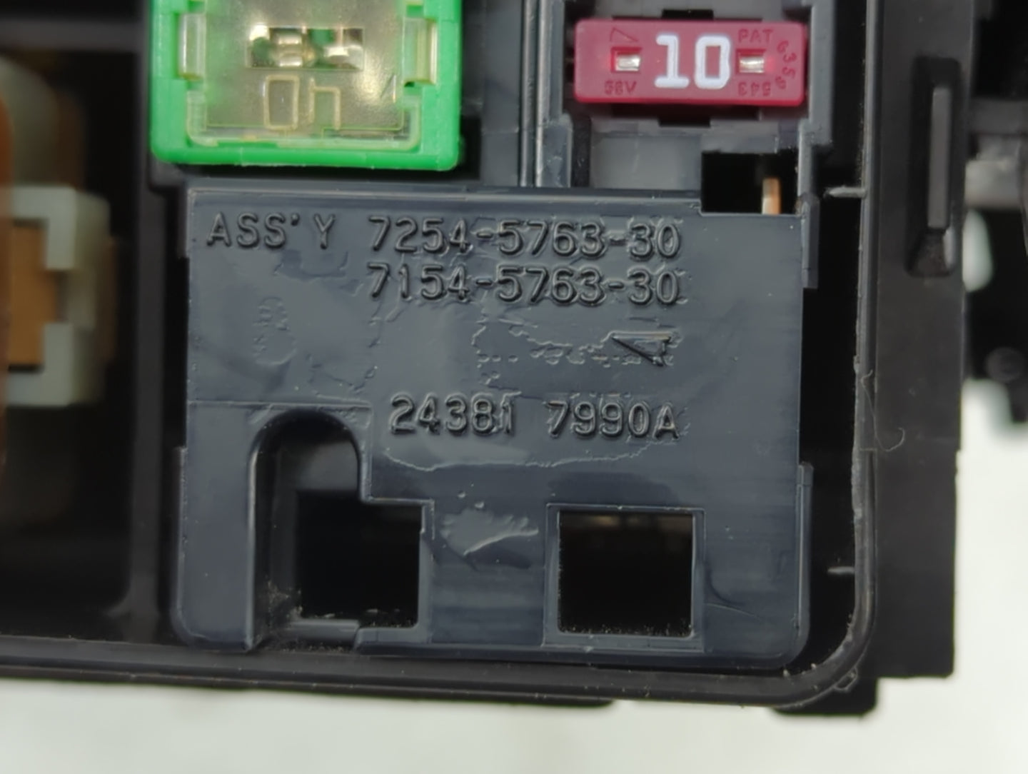 2018 Nissan Altima Fusebox Fuse Box Panel Relay Module P/N:7154-5763-30 7254-5763-30, 24381 7990A Fits OEM Used Auto Parts -