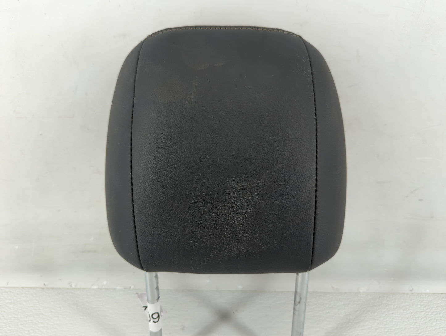 2018 Nissan Altima Headrest Head Rest Front Driver Passenger Seat Fits OEM Used Auto Parts - Oemusedautoparts1.com