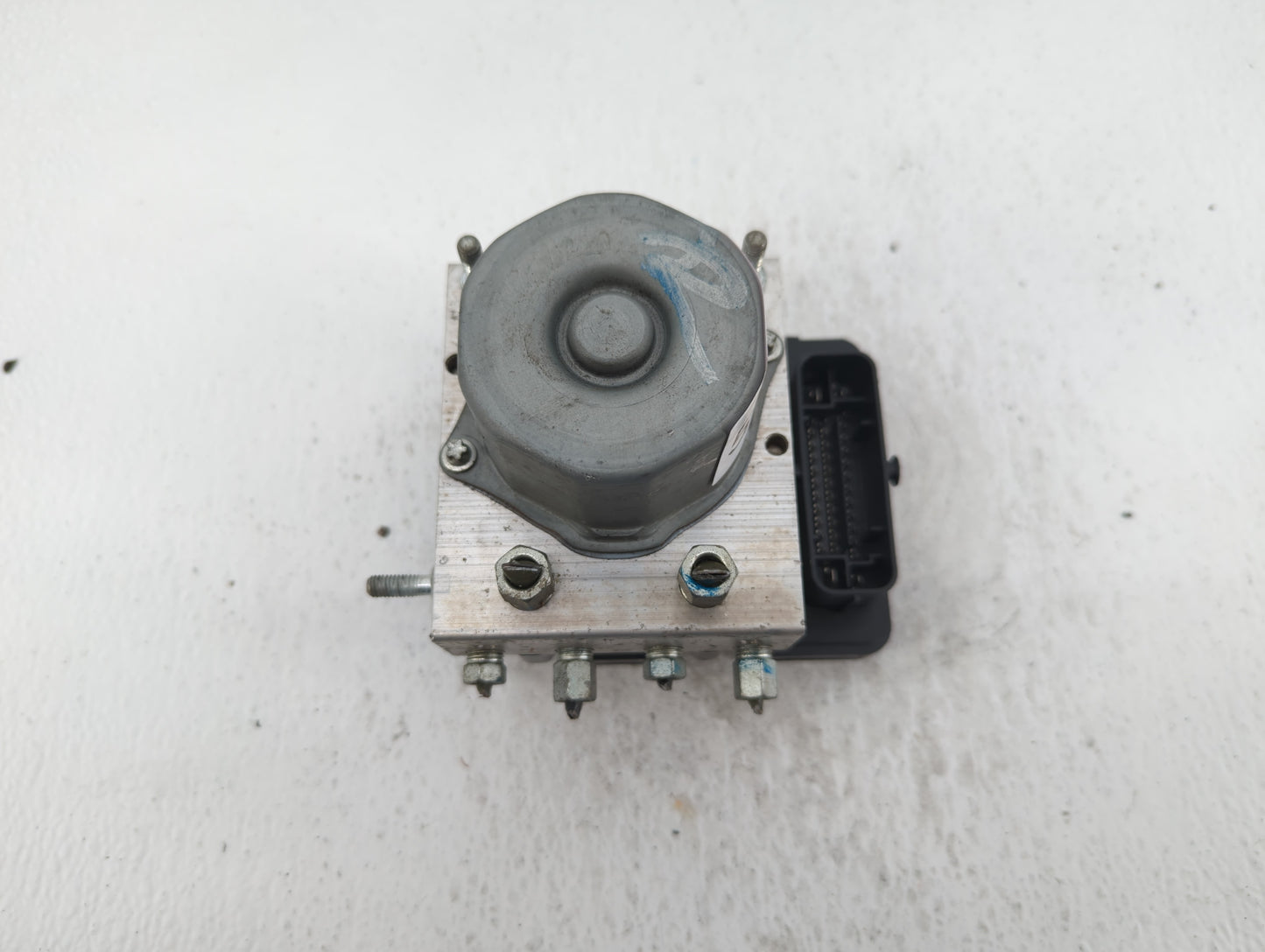 2017-2018 Nissan Altima ABS Pump Control Module Replacement P/N:47660 9UU0A Fits Fits 2017 2018 OEM Used Auto Parts - Oemuse