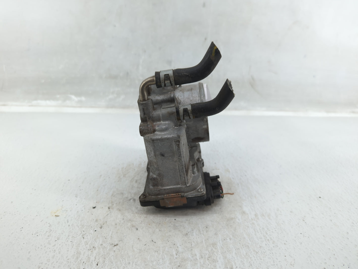2013-2018 Nissan Altima Throttle Body P/N:00905 7123, 3TA60-01 Fits Fits 2013 2014 2015 2016 2017 2018 2019 2020 OEM Used Au