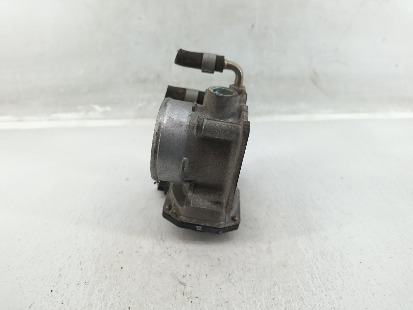 2013-2018 Nissan Altima Throttle Body P/N:31A60-01 Fits Fits 2013 2014 2015 2016 2017 2018 2019 2020 OEM Used Auto Parts - O