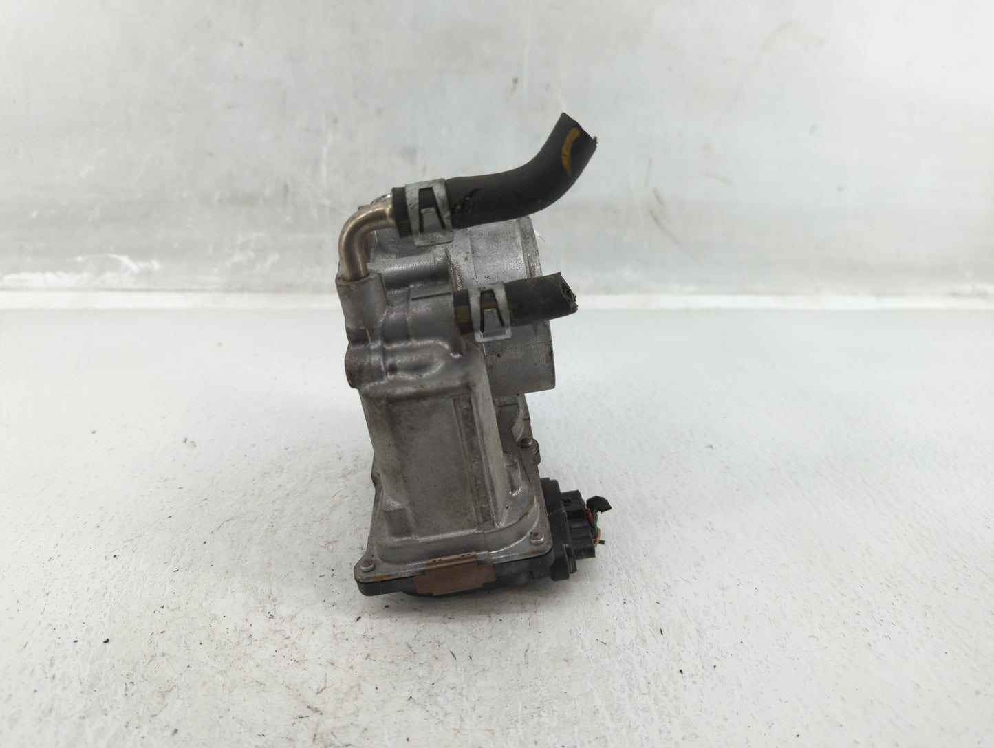 2013-2018 Nissan Altima Throttle Body P/N:3TA60-01 C Fits Fits 2013 2014 2015 2016 2017 2018 2019 2020 OEM Used Auto Parts -