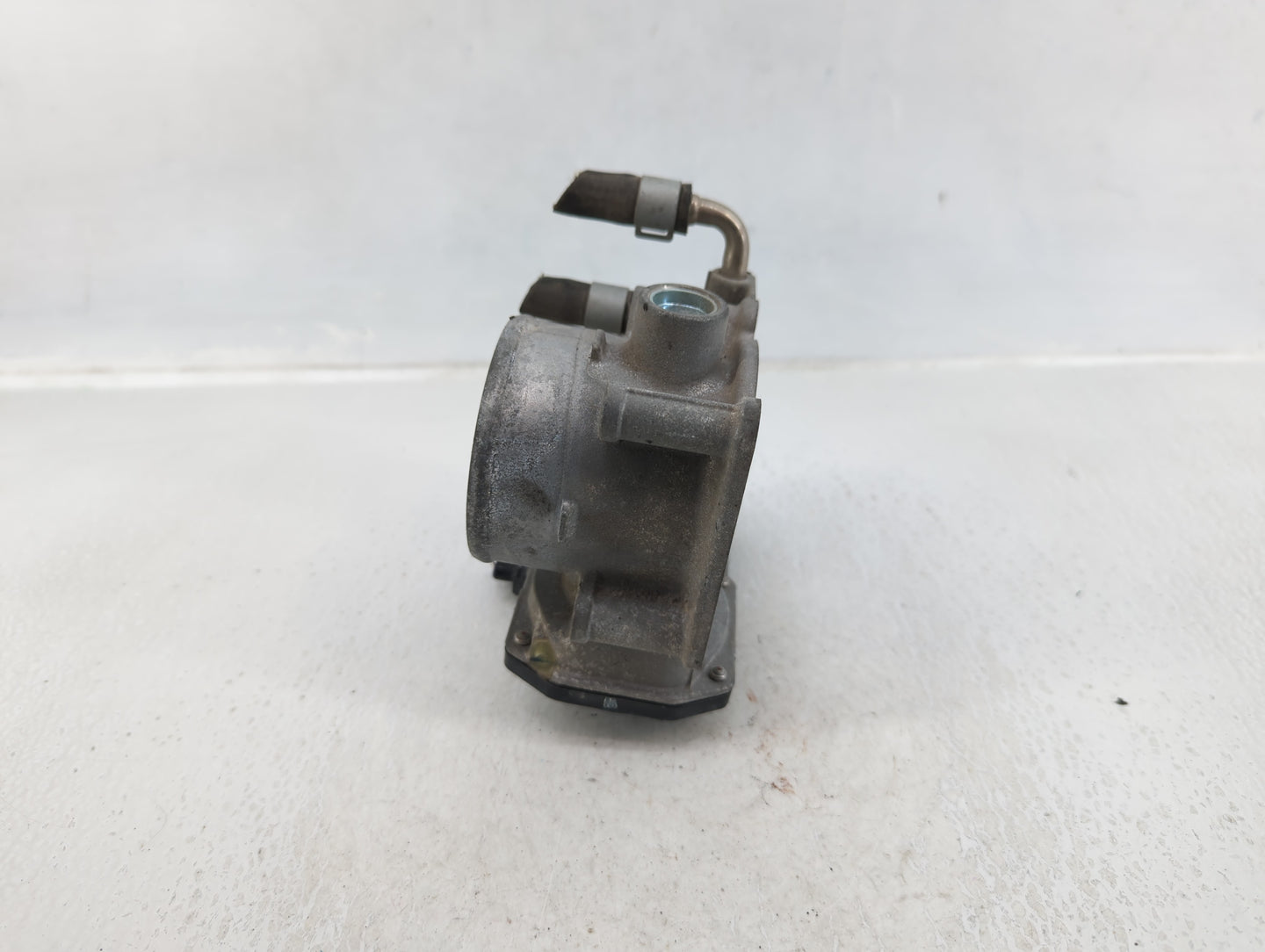 2013-2018 Nissan Altima Throttle Body P/N:3TA60-01 C Fits Fits 2013 2014 2015 2016 2017 2018 2019 2020 OEM Used Auto Parts -