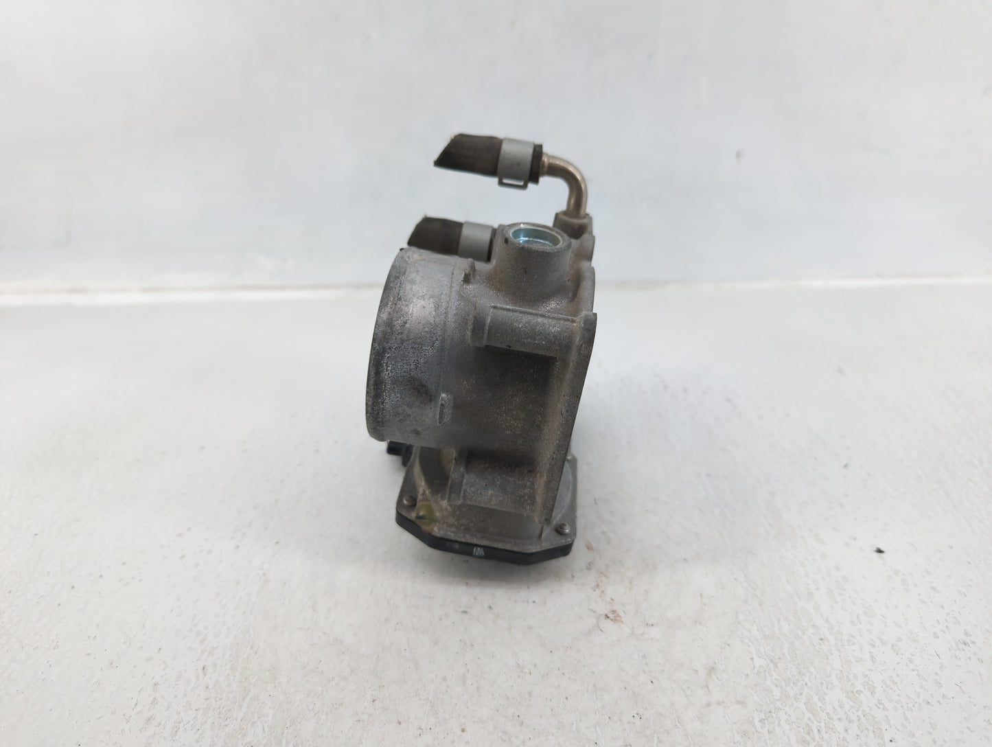2013-2018 Nissan Altima Throttle Body P/N:3TA60-01 C Fits Fits 2013 2014 2015 2016 2017 2018 2019 2020 OEM Used Auto Parts -