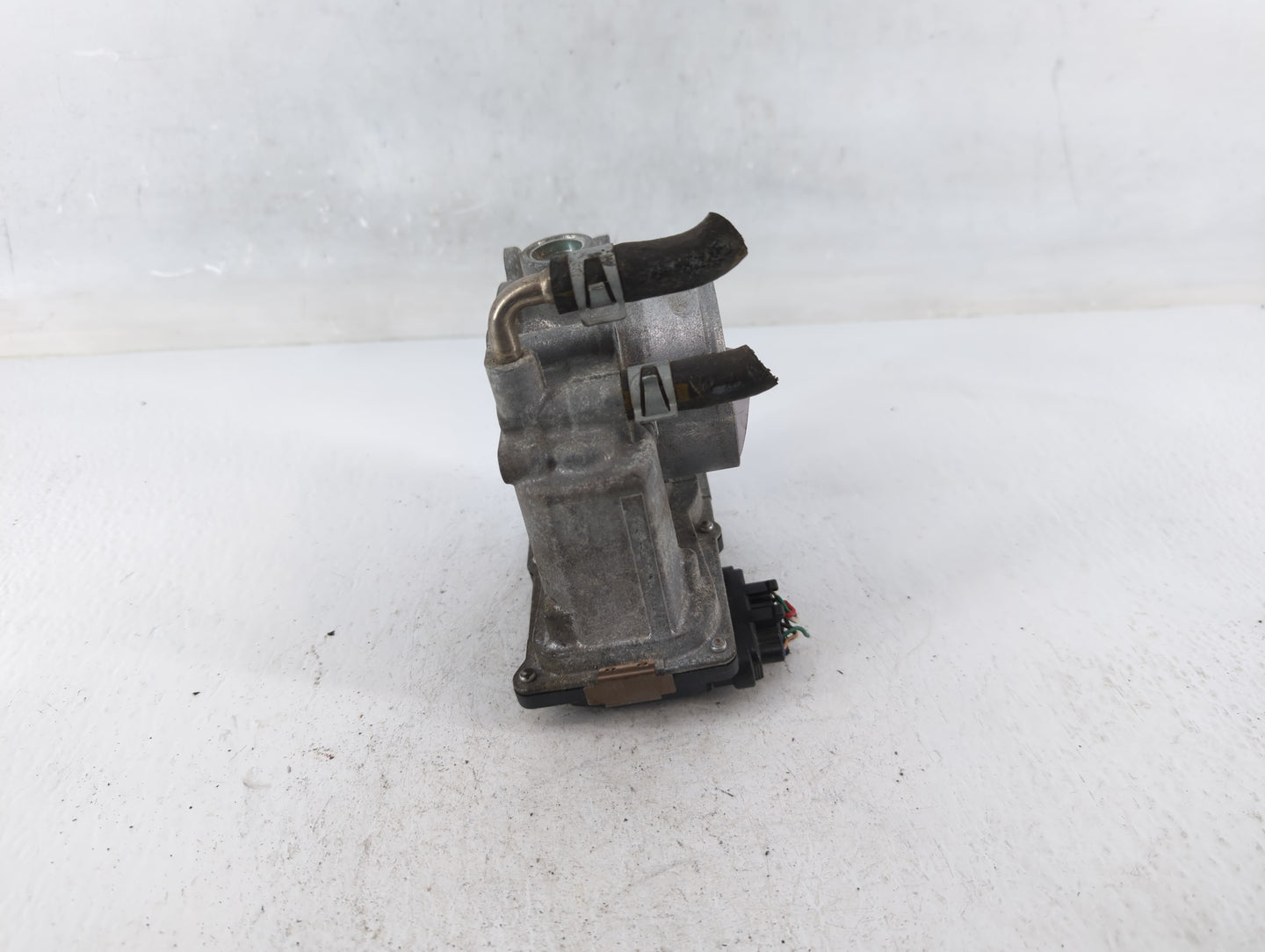 2013-2018 Nissan Altima Throttle Body P/N:3TA60-01 Q Fits Fits 2013 2014 2015 2016 2017 2018 2019 2020 OEM Used Auto Parts -
