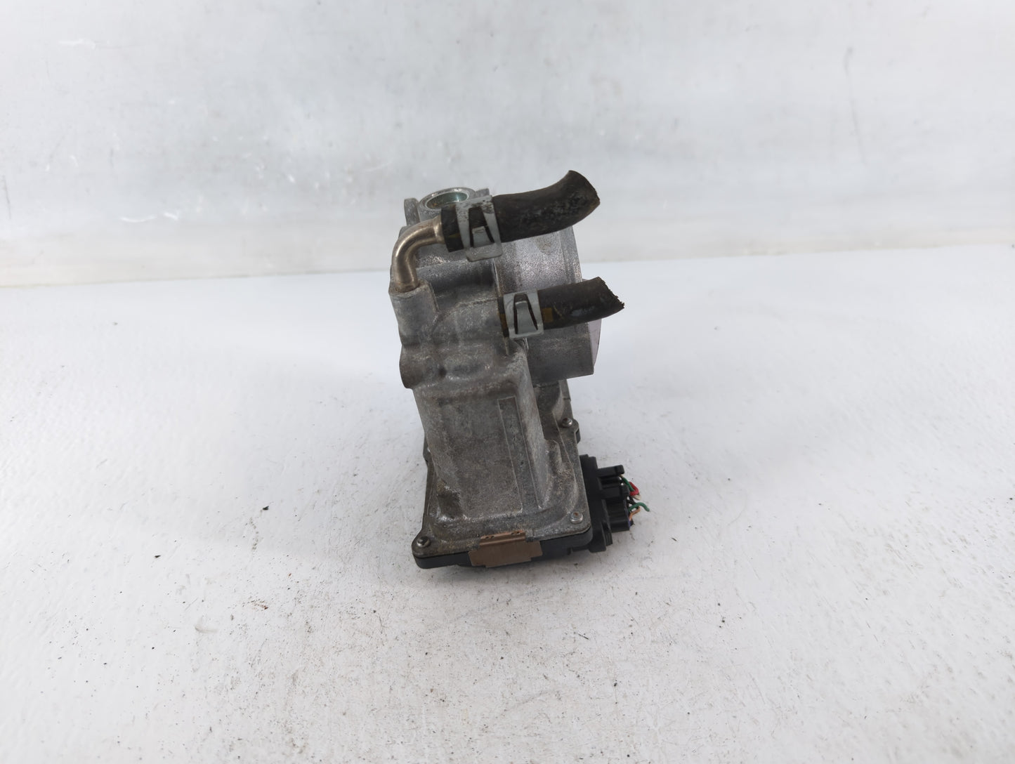 2013-2018 Nissan Altima Throttle Body P/N:3TA60-01 Q Fits Fits 2013 2014 2015 2016 2017 2018 2019 2020 OEM Used Auto Parts -
