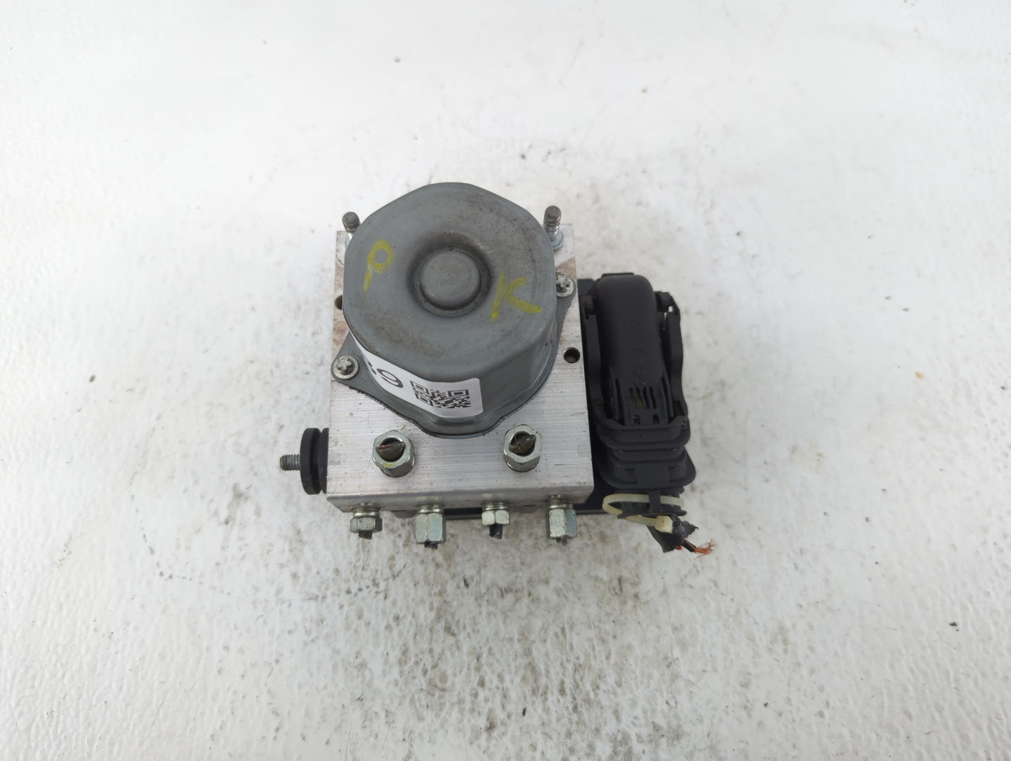 2017-2018 Nissan Altima ABS Pump Control Module Replacement P/N:269 886 47660 9HU0A Fits Fits 2017 2018 OEM Used Auto Parts 