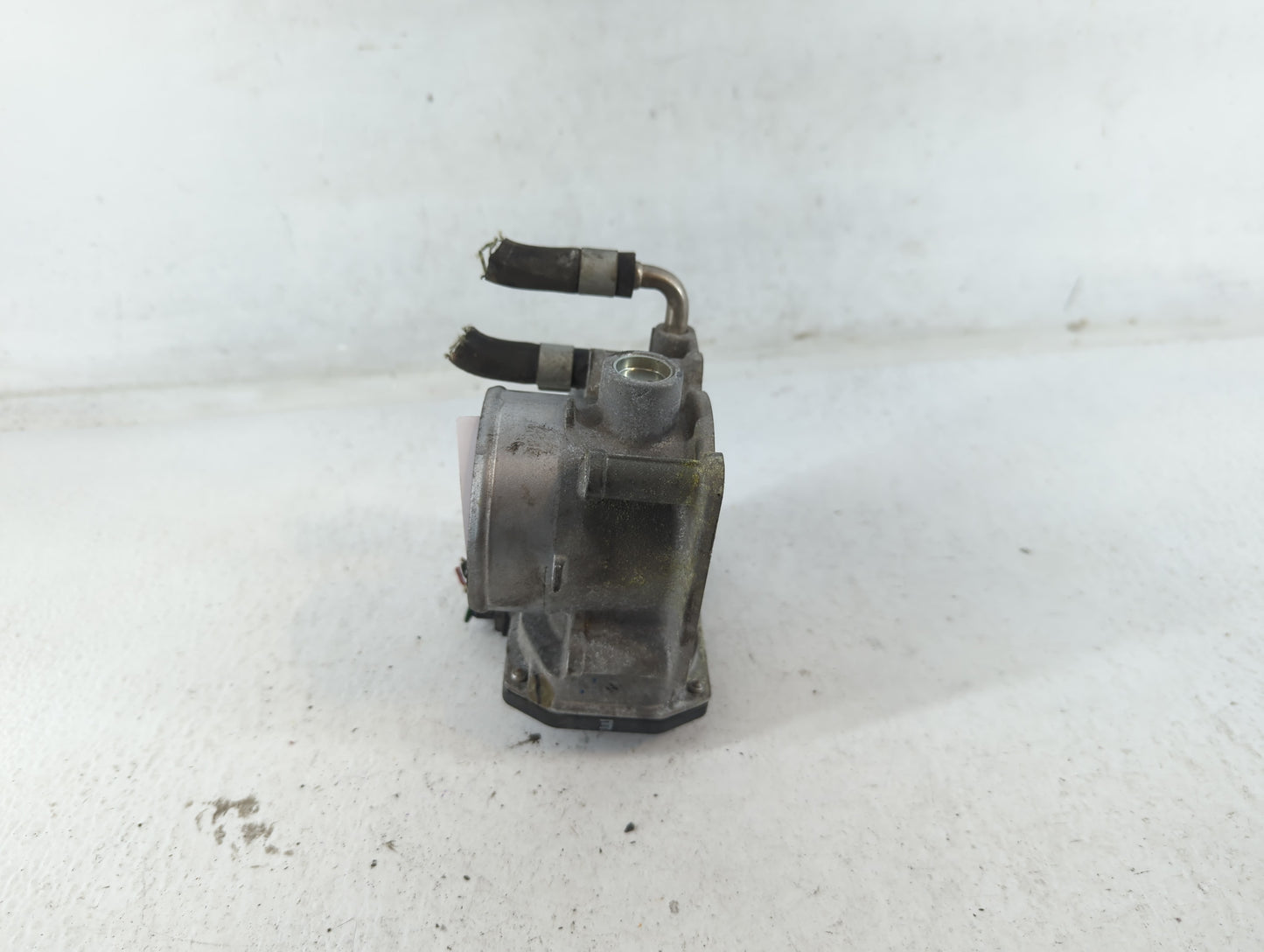 2013-2018 Nissan Altima Throttle Body P/N:3TA60-01 C Fits Fits 2013 2014 2015 2016 2017 2018 2019 2020 OEM Used Auto Parts -