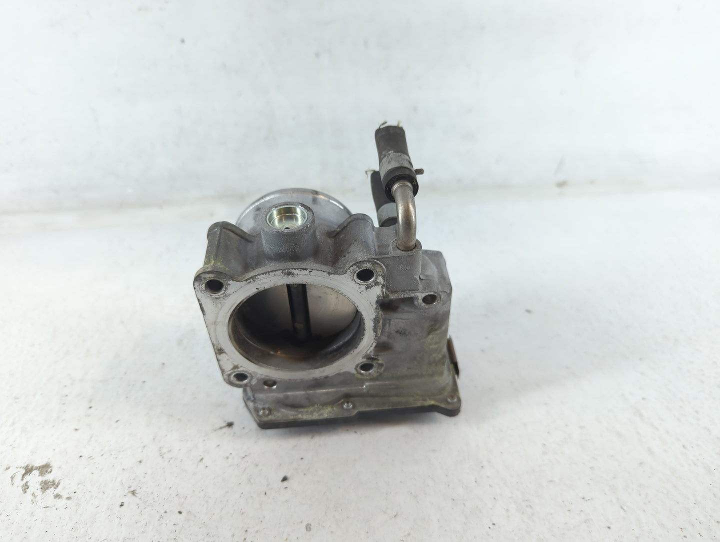 2013-2018 Nissan Altima Throttle Body P/N:3TA60-01 C Fits Fits 2013 2014 2015 2016 2017 2018 2019 2020 OEM Used Auto Parts -