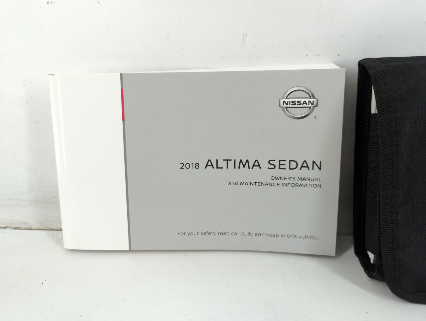 2018 Nissan Altima Owners Manual Book Guide P/N:OM18EA 0L33U1 OEM Used Auto Parts - Oemusedautoparts1.com