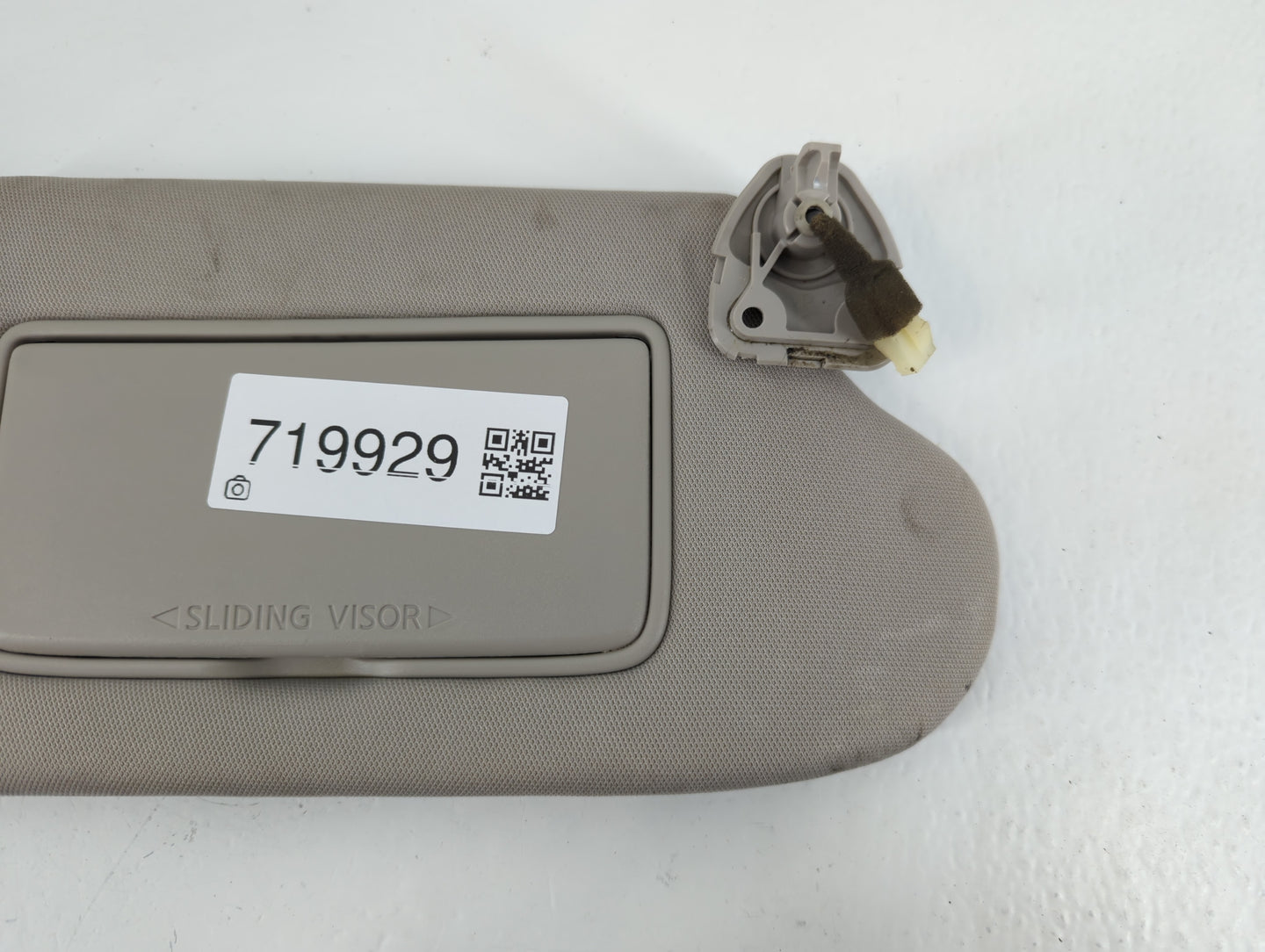 2013-2018 Nissan Altima Sun Visor Shade Replacement Passenger Right Mirror Fits Fits 2013 2014 2015 2016 2017 2018 OEM Used 