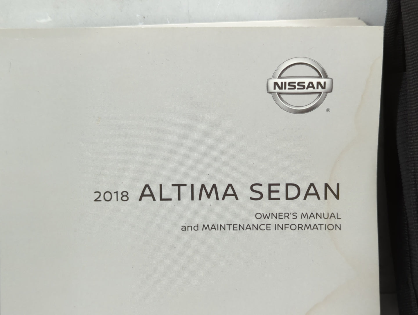 2018 Nissan Altima Owners Manual Book Guide P/N:OM18EA 0L33U0 OEM Used Auto Parts - Oemusedautoparts1.com