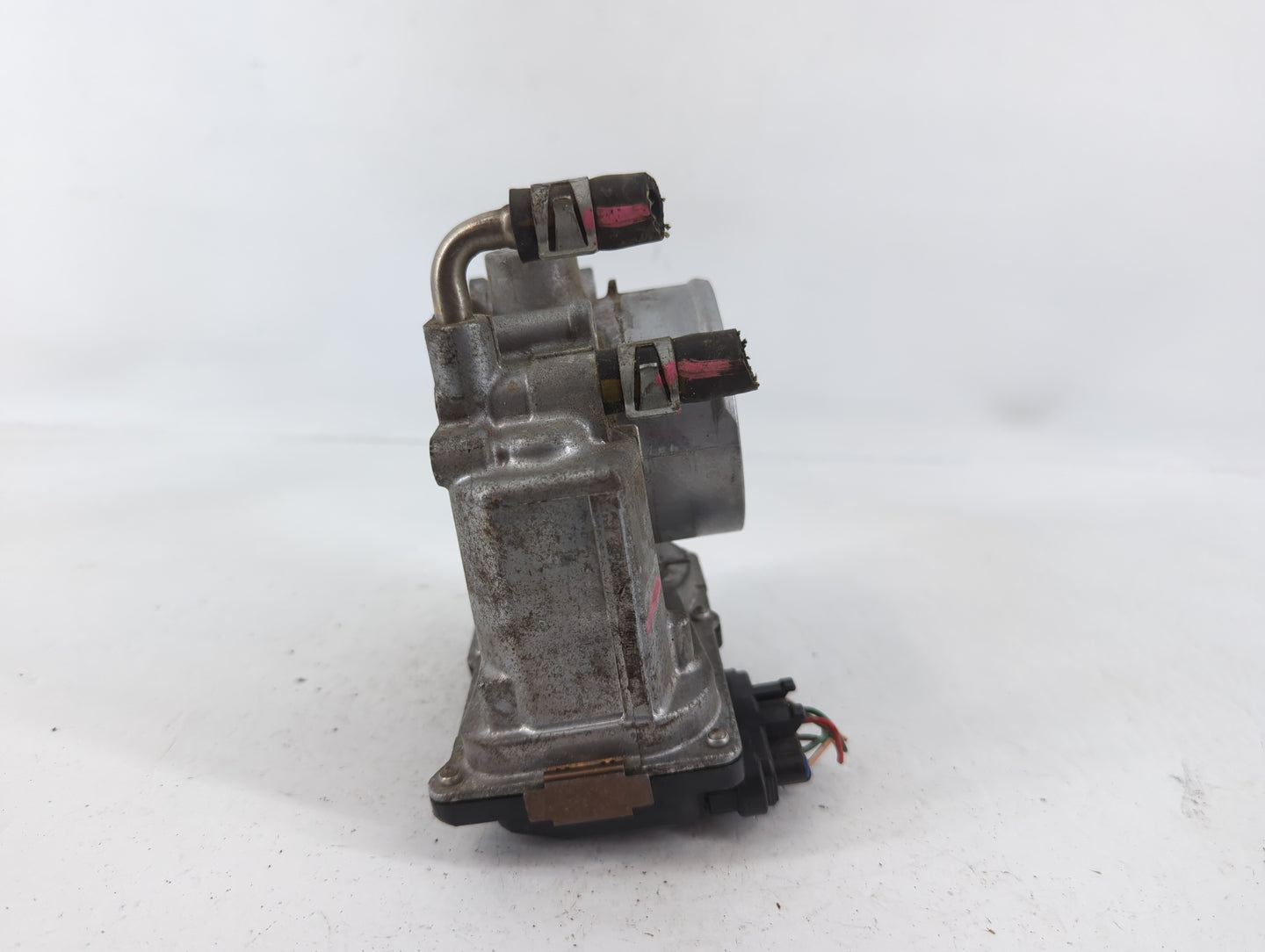 2013-2018 Nissan Altima Throttle Body P/N:3TA60-01 C Fits Fits 2013 2014 2015 2016 2017 2018 2019 2020 OEM Used Auto Parts -
