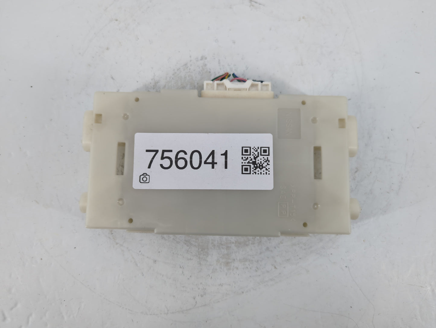 2018-2018 Nissan Altima Chassis Control Module Ccm Bcm Body Control - Oemusedautoparts1.com