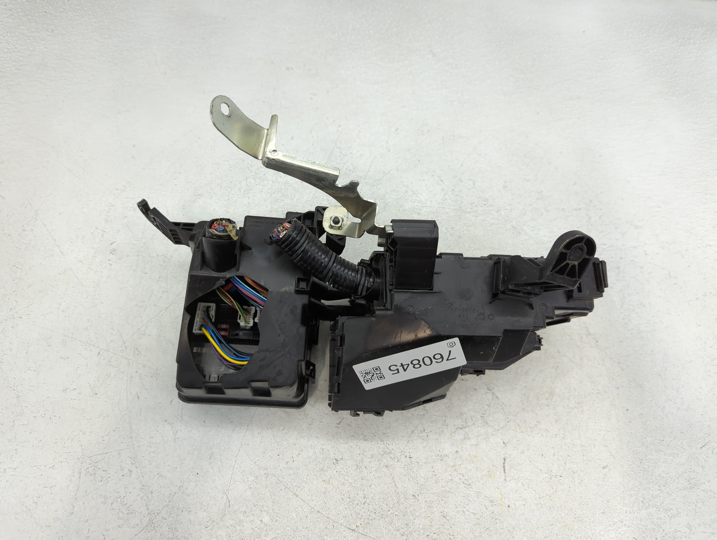 2018 Nissan Altima Fusebox Fuse Box Panel Relay Module P/N:3TA1A Fits OEM Used Auto Parts - Oemusedautoparts1.com