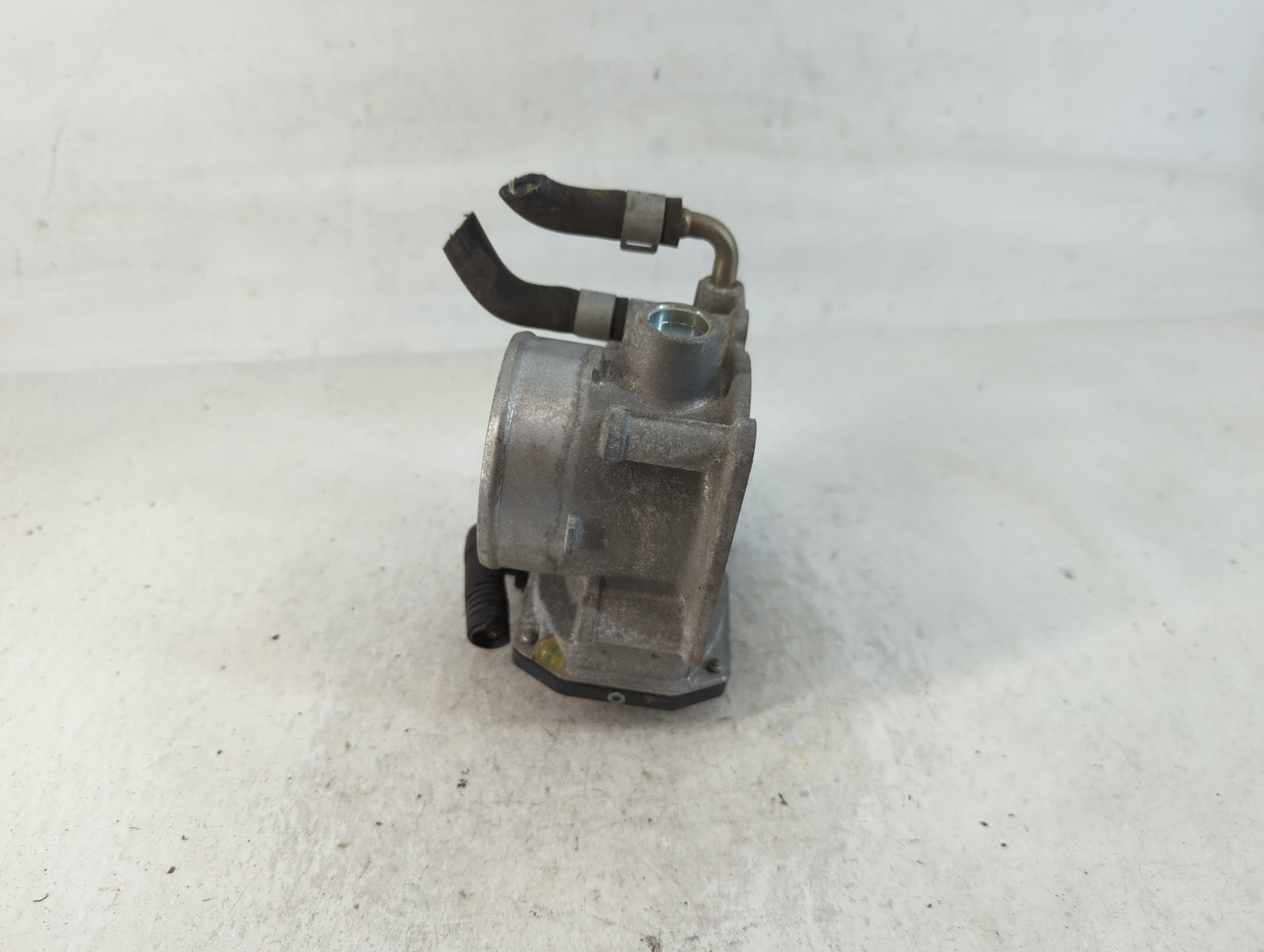 2013-2018 Nissan Altima Throttle Body P/N:3TA60-01 C Fits Fits 2013 2014 2015 2016 2017 2018 2019 2020 OEM Used Auto Parts -