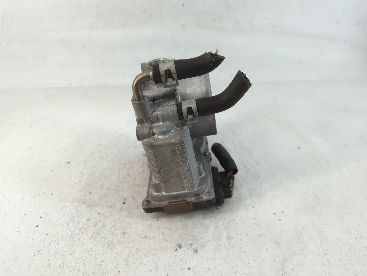 2013-2018 Nissan Altima Throttle Body P/N:3TA60-01 C Fits Fits 2013 2014 2015 2016 2017 2018 2019 2020 OEM Used Auto Parts -