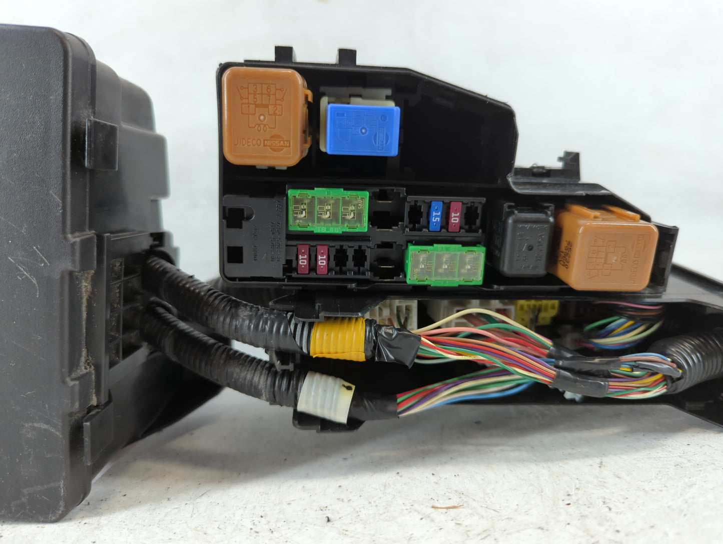 2018 Nissan Altima Fusebox Fuse Box Panel Relay Module P/N:7254-5763-30 24381 7990A Fits OEM Used Auto Parts - Oemusedautopa