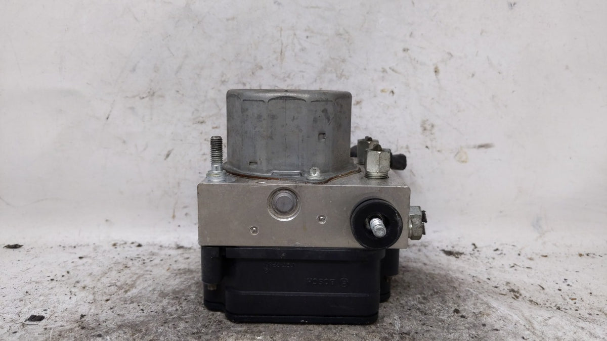 2017-2018 Nissan Altima Anti-Lock Brake ABS Pump Module Actuator OEM P/N:47600 9HU0A Fits Fits 2017 2018 OEM Used Auto Parts