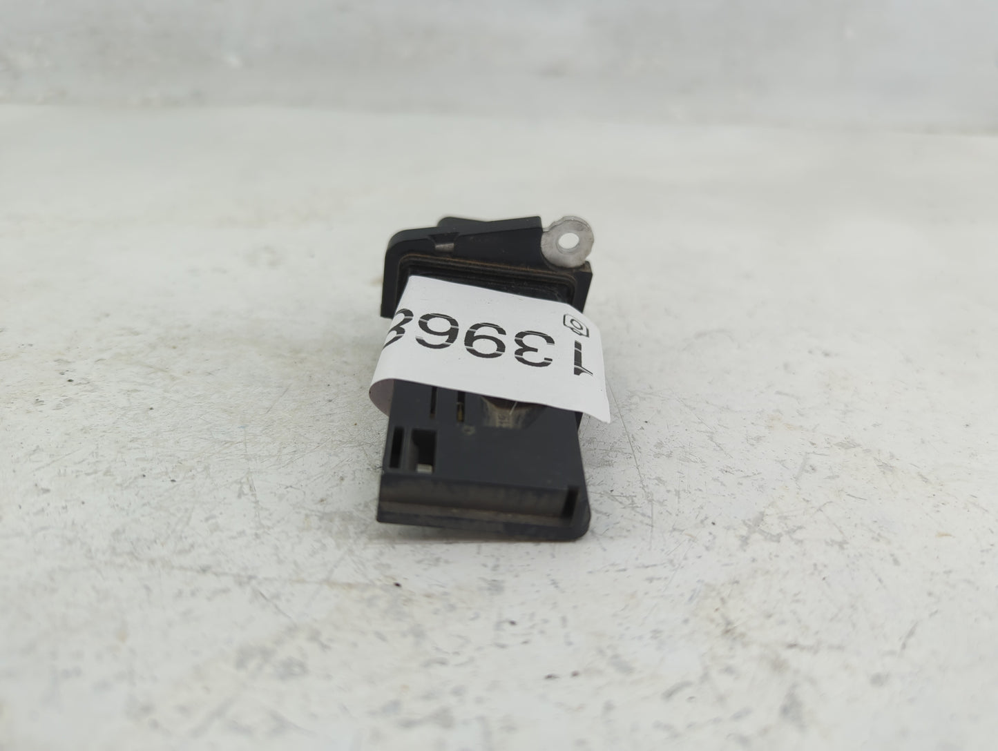 2005-2022 Nissan Armada Mass Air Flow Meter Maf - Oemusedautoparts1.com