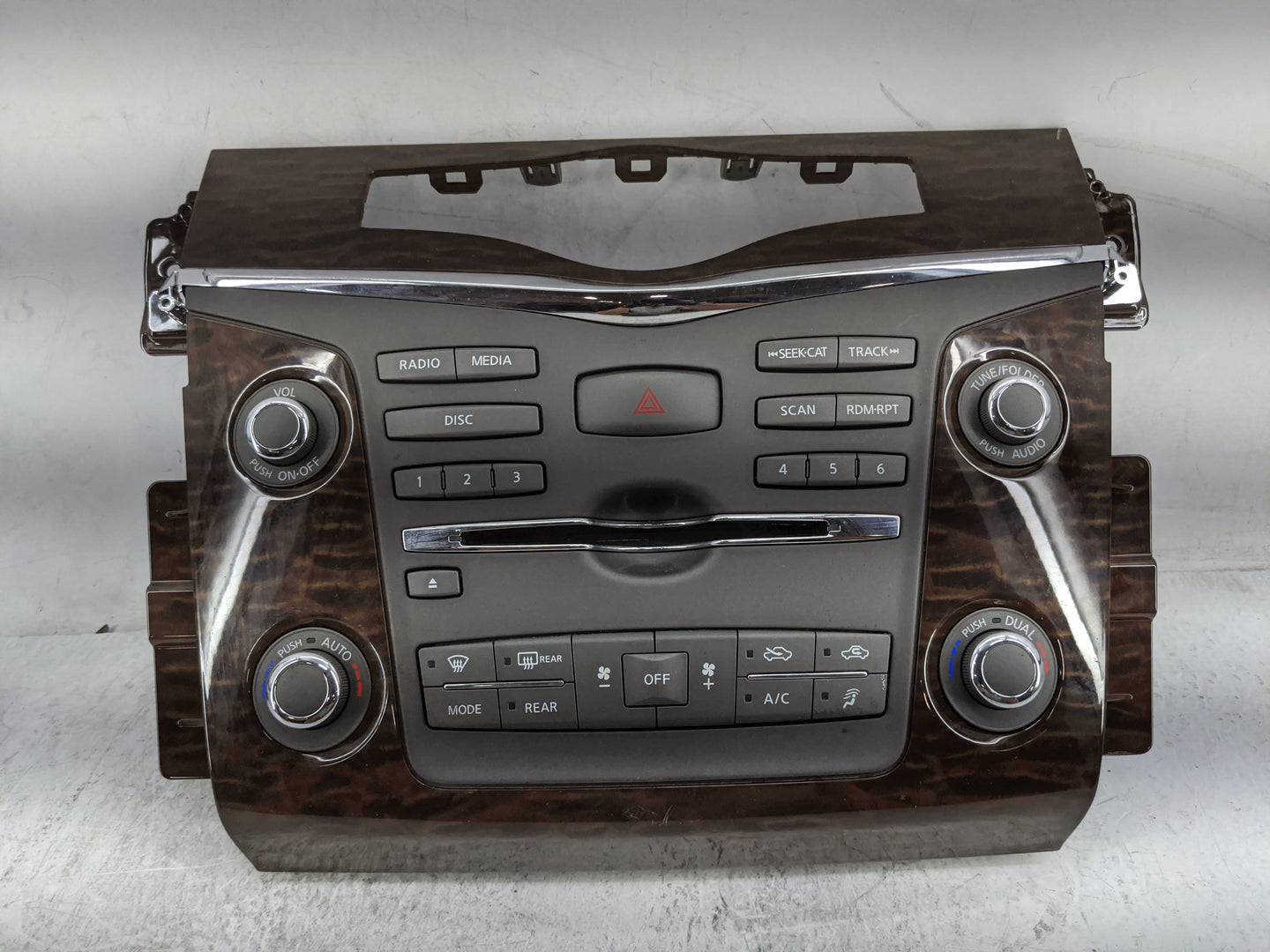 2018-2020 Nissan Armada Radio Control Panel - Oemusedautoparts1.com