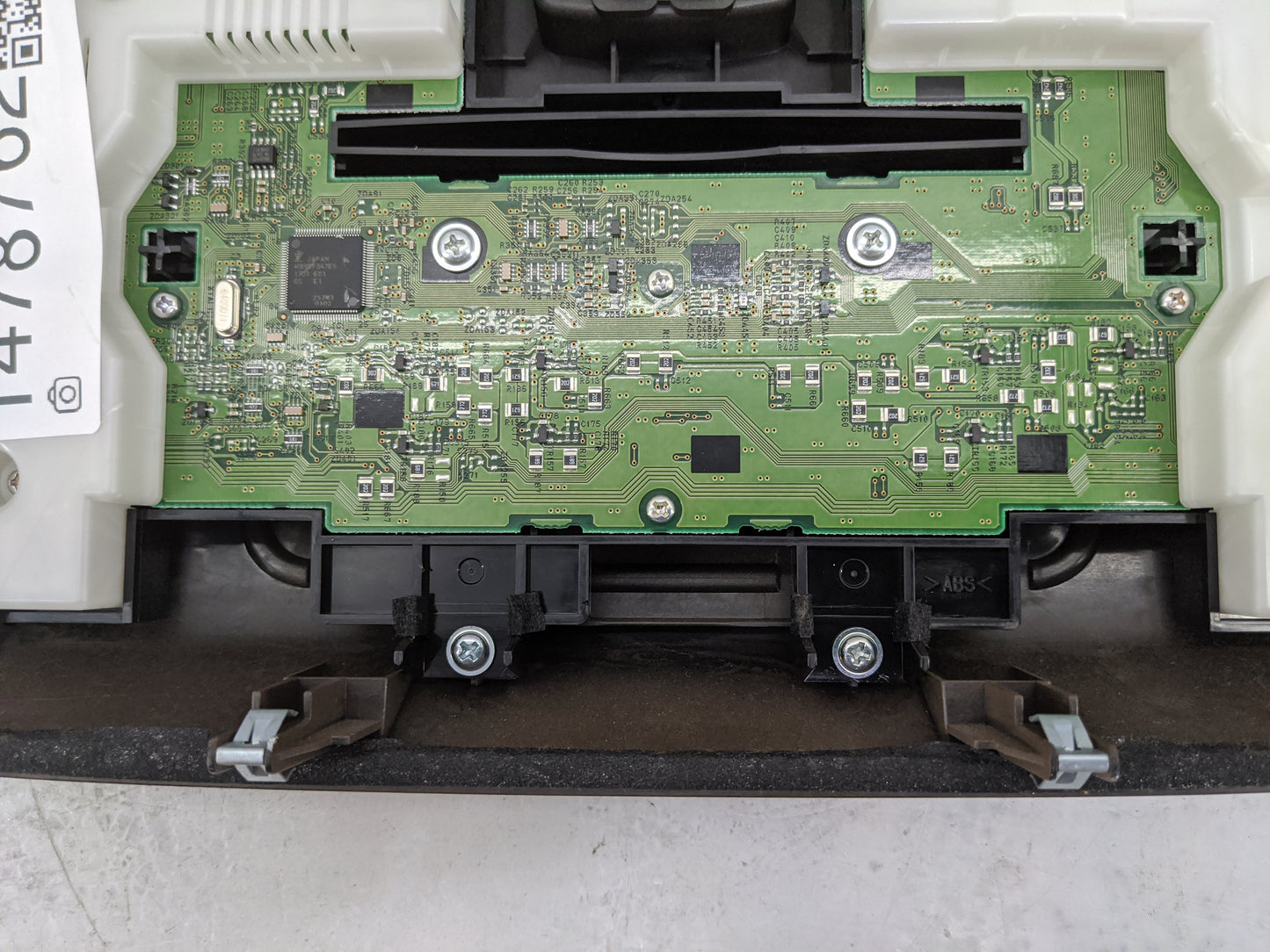 2018-2020 Nissan Armada Radio Control Panel - Oemusedautoparts1.com