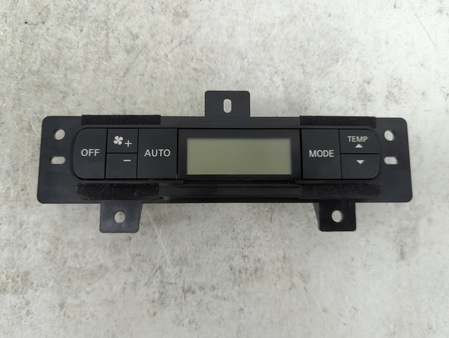 2017-2020 Nissan Armada Climate Control Module Temperature AC/Heater Replacement Fits Fits 2017 2018 2019 2020 OEM Used Auto