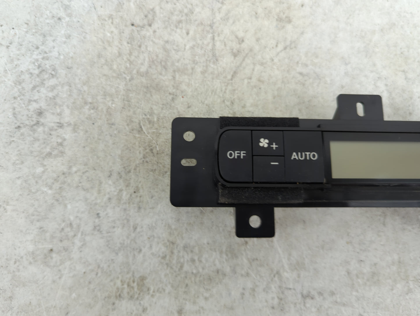 2017-2020 Nissan Armada Climate Control Module Temperature AC/Heater Replacement Fits Fits 2017 2018 2019 2020 OEM Used Auto