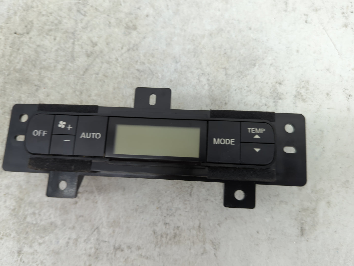 2017-2020 Nissan Armada Climate Control Module Temperature AC/Heater Replacement Fits Fits 2017 2018 2019 2020 OEM Used Auto