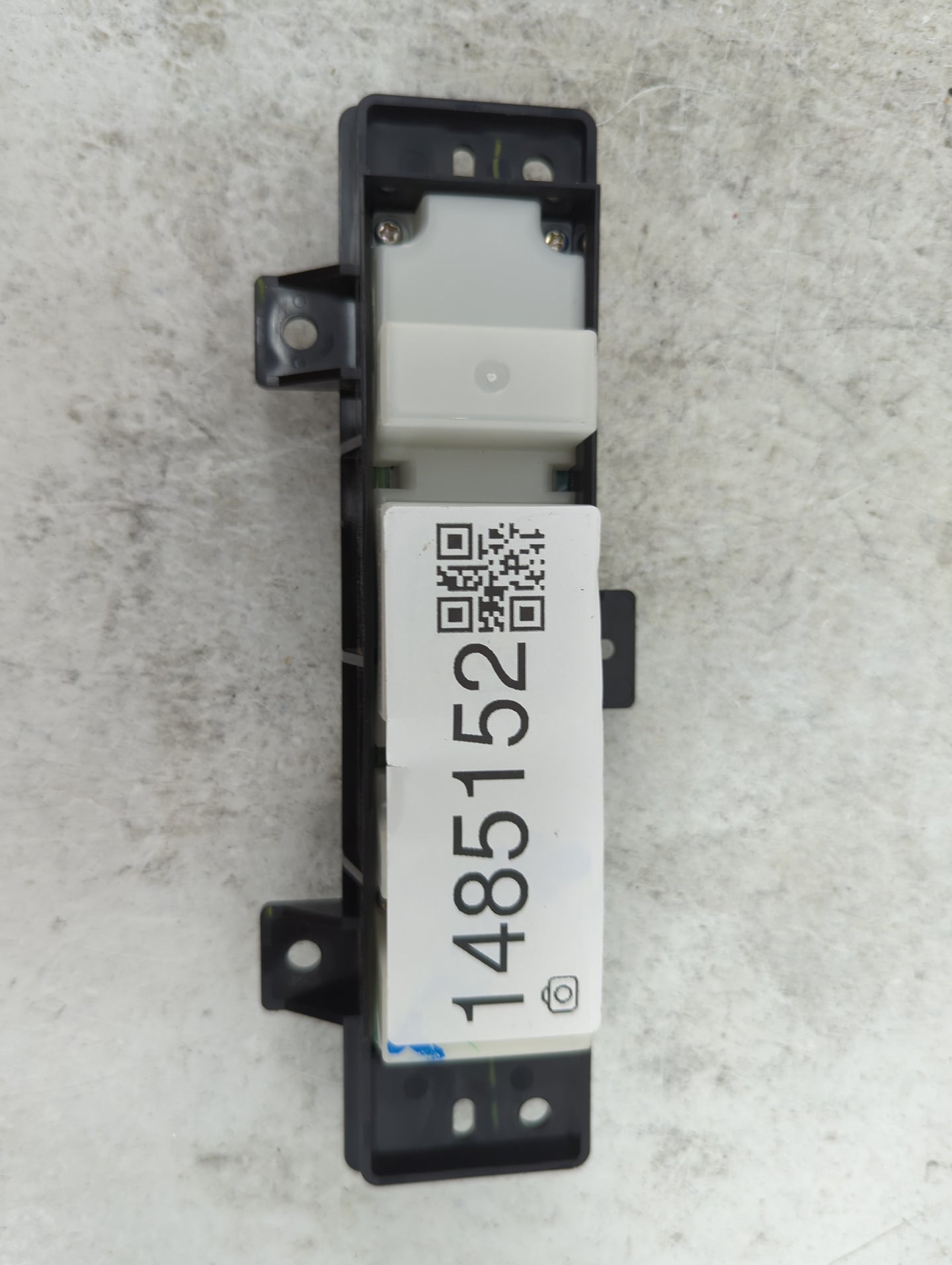 2017-2020 Nissan Armada Climate Control Module Temperature AC/Heater Replacement Fits Fits 2017 2018 2019 2020 OEM Used Auto